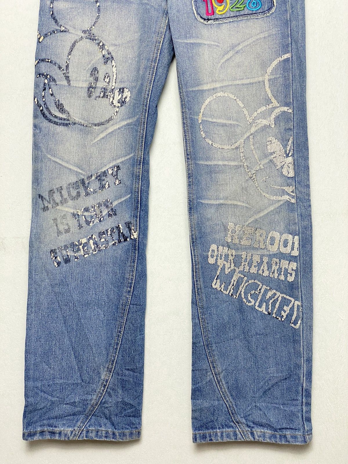 Japanese Brand × Mickey Mouse × Vintage Vintage Mickey Painted Denim Size US 29 - 4 Thumbnail