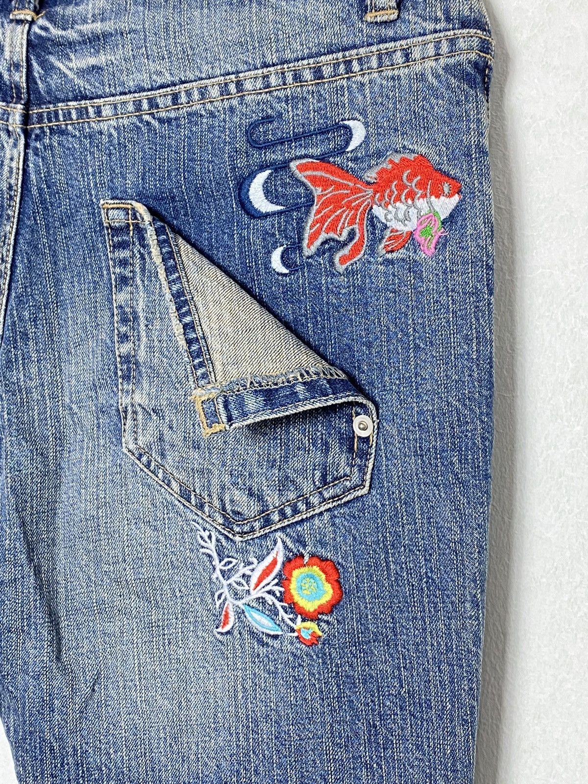 Japanese Brand Vintage Sorga Golden Fish Embroidered Denim Size US 32 / EU 48 - 1 Thumbnail