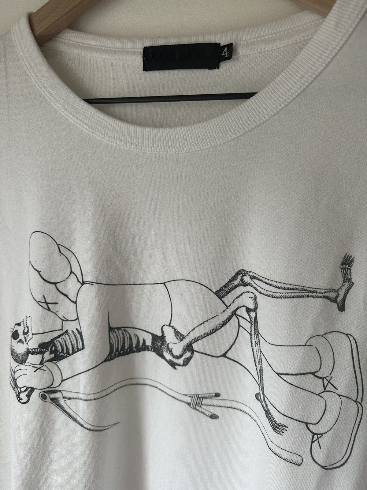 Original Fake Original Fake KAWS Skeleton T-Shirt White Size US XL / EU 56 / 4 - 2 Thumbnail
