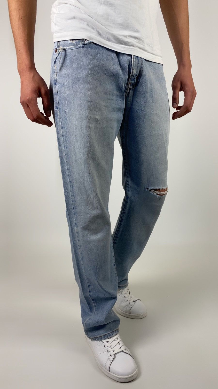 Levi's Levis 751 Faded Denim Jeans Size 33x32 Size US 33 - 2 Thumbnail