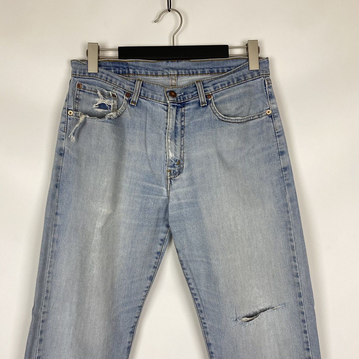 Levi's Levis 751 Faded Denim Jeans Size 33x32 Size US 33 - 4 Thumbnail