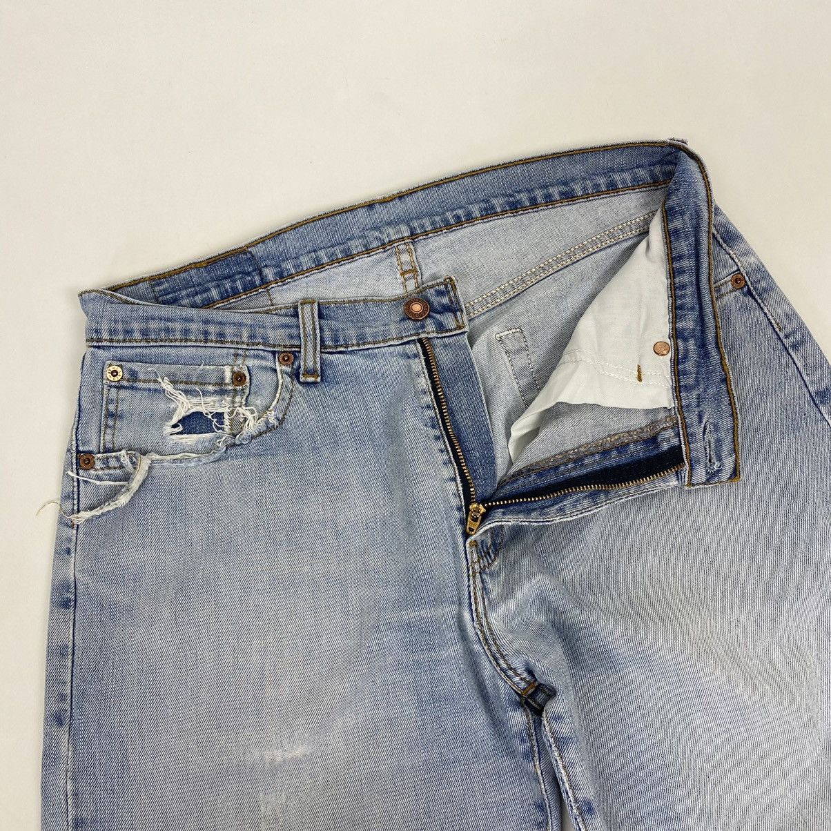 Levi's Levis 751 Faded Denim Jeans Size 33x32 Size US 33 - 6 Thumbnail
