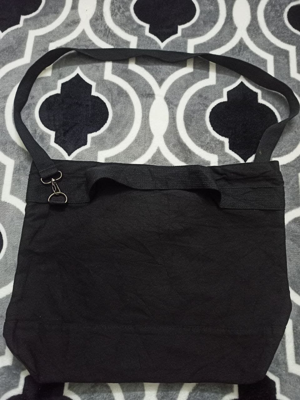 Issey Miyake 💥Hot Item💥 NE-NET ISSEY MIYAKE JAPAN SLING BAG Size ONE SIZE - 2 Thumbnail