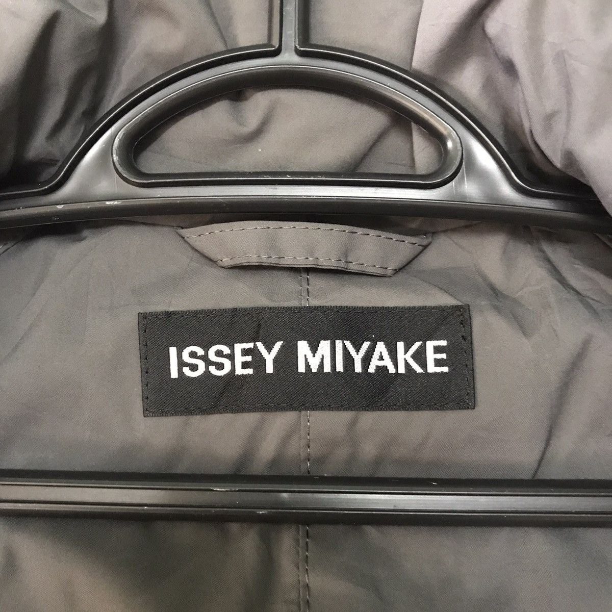 Issey Miyake Issey Miyake Oversized SAMPLE Raincoat Like Jacket Size US XL / EU 56 / 4 - 12 Thumbnail