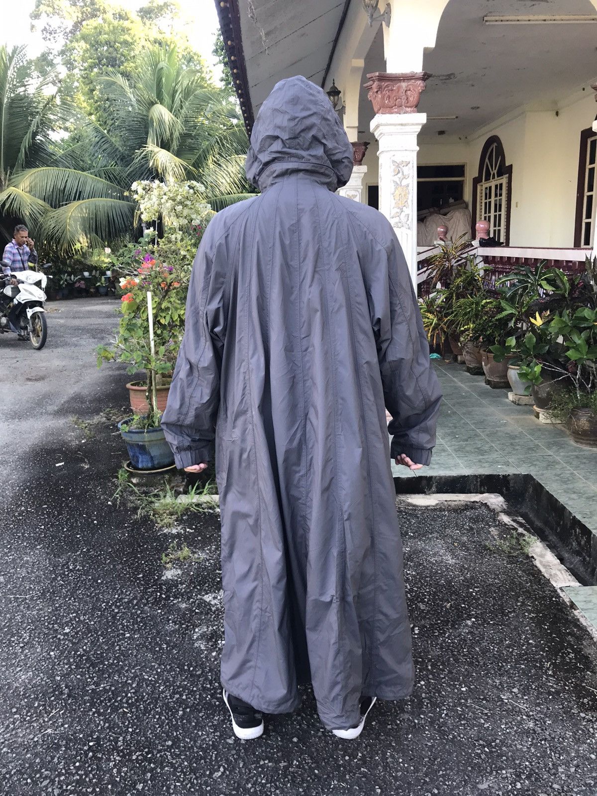 Issey Miyake Issey Miyake Oversized SAMPLE Raincoat Like Jacket Size US XL / EU 56 / 4 - 23 Thumbnail