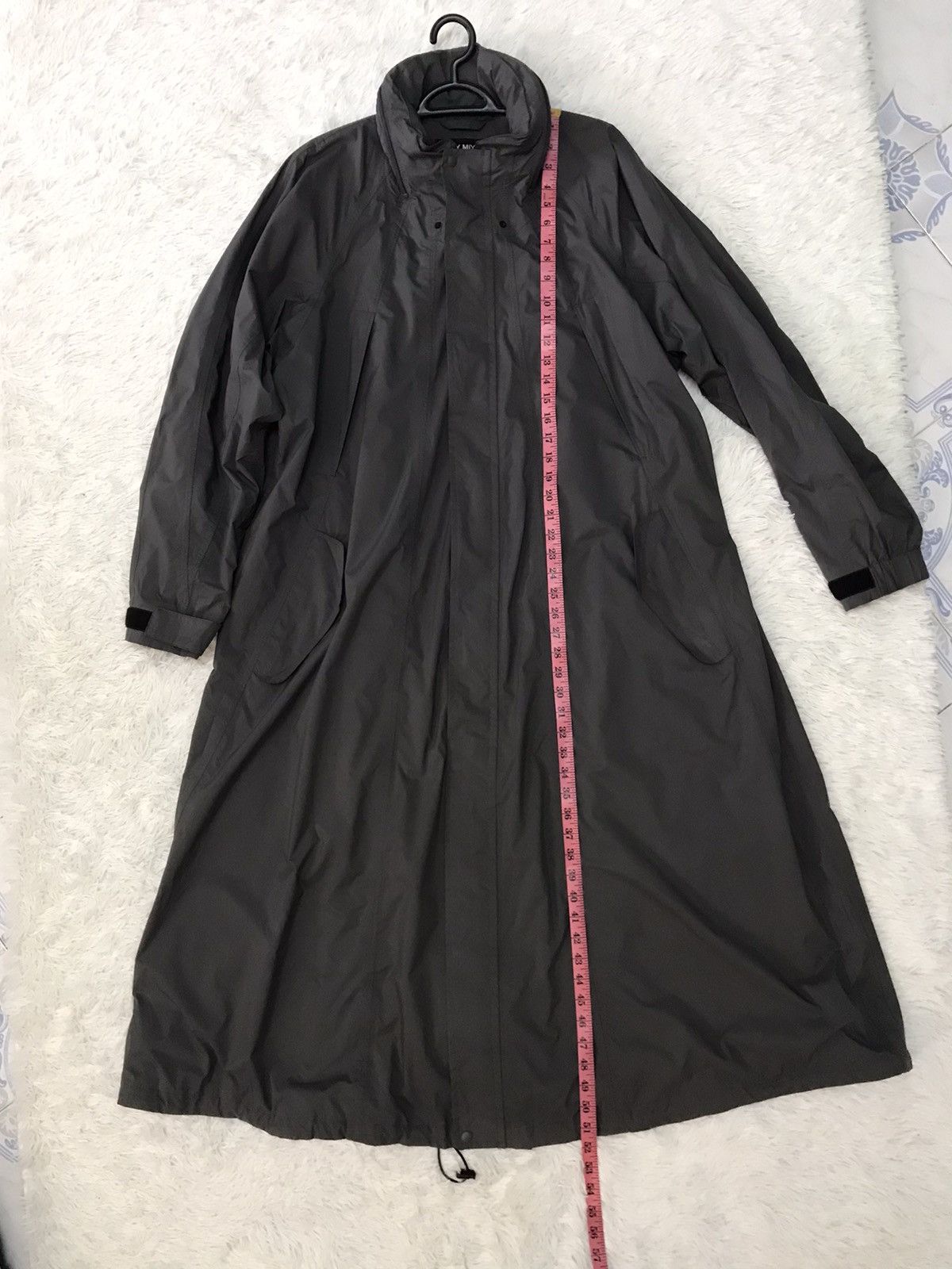 Issey Miyake Issey Miyake Oversized SAMPLE Raincoat Like Jacket Size US XL / EU 56 / 4 - 16 Thumbnail