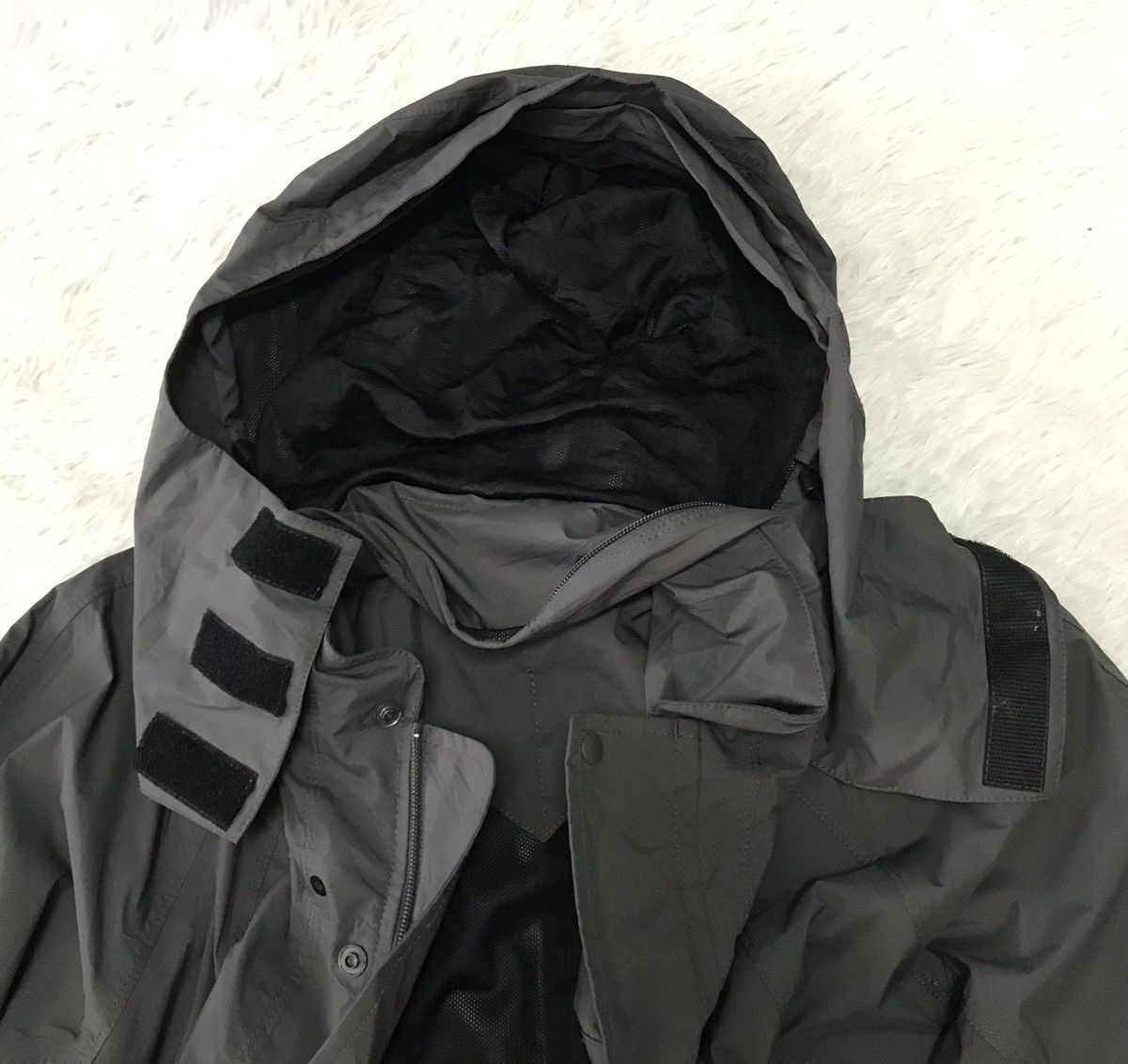 Issey Miyake Issey Miyake Oversized SAMPLE Raincoat Like Jacket Size US XL / EU 56 / 4 - 11 Thumbnail