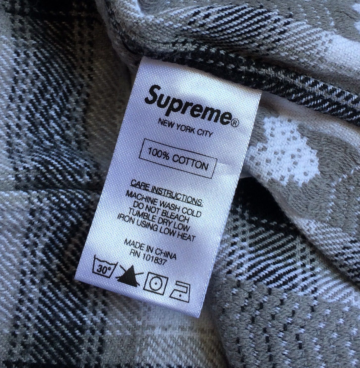 Supreme S/S 2016 Supreme Hearts Flannel size small Size US S / EU 44-46 / 1 - 6 Thumbnail