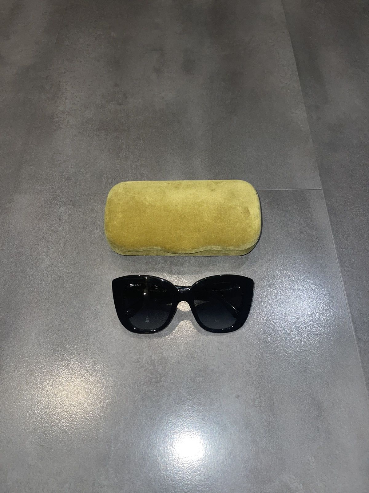 Gucci Gucci GG0327S "GG' Logo Black Sunglasses Size ONE SIZE - 4 Thumbnail