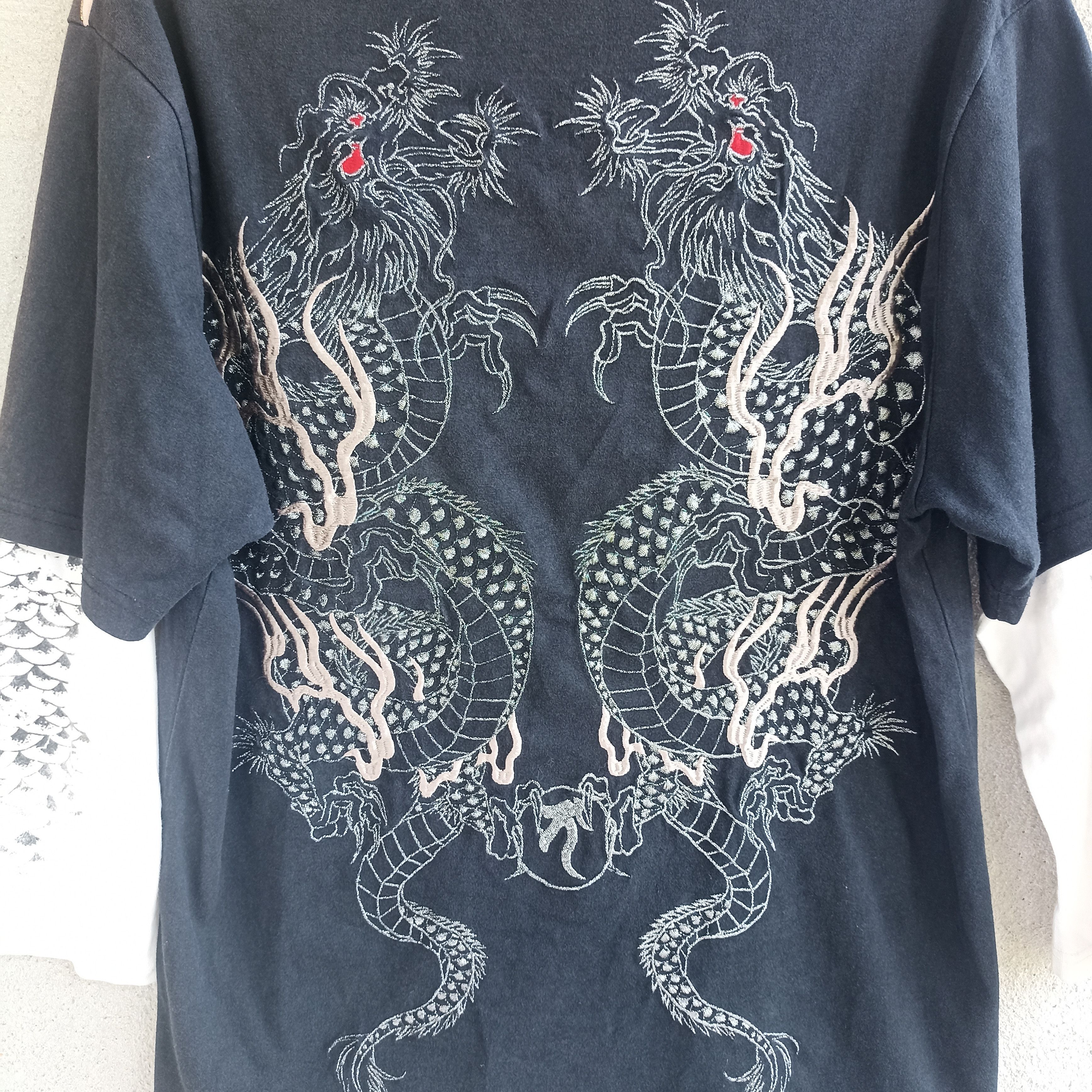 Dragonfly × Japanese Brand Two Big Dragon Embroidery Black Tshirt Size US S / EU 44-46 / 1 - 13 Thumbnail