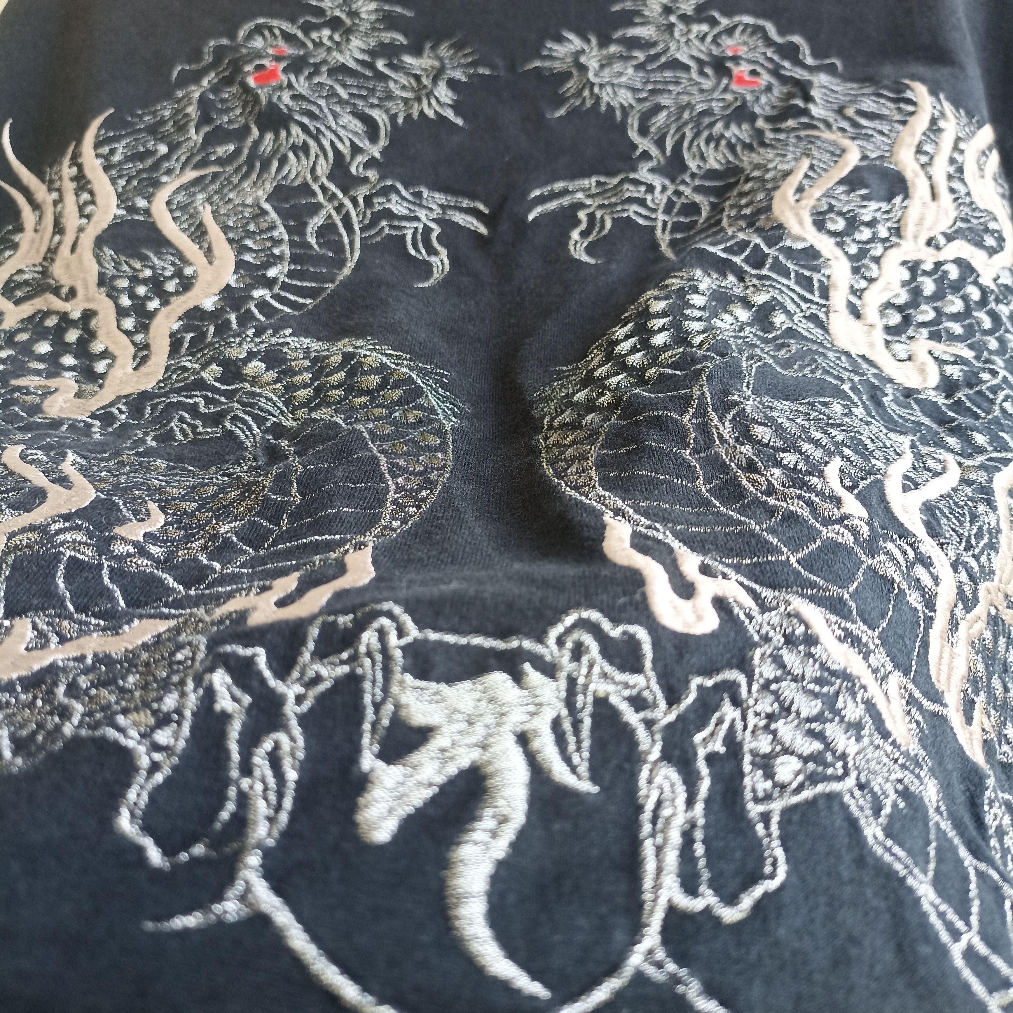 Dragonfly × Japanese Brand Two Big Dragon Embroidery Black Tshirt Size US S / EU 44-46 / 1 - 14 Thumbnail