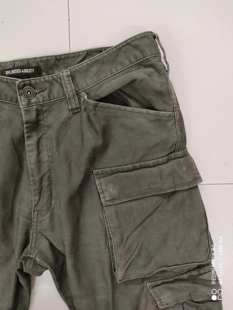 Japanese Brand 8 Pocket Unlimited Ability Multipocket Utility Bush Pant Size US 33 - 5 Thumbnail
