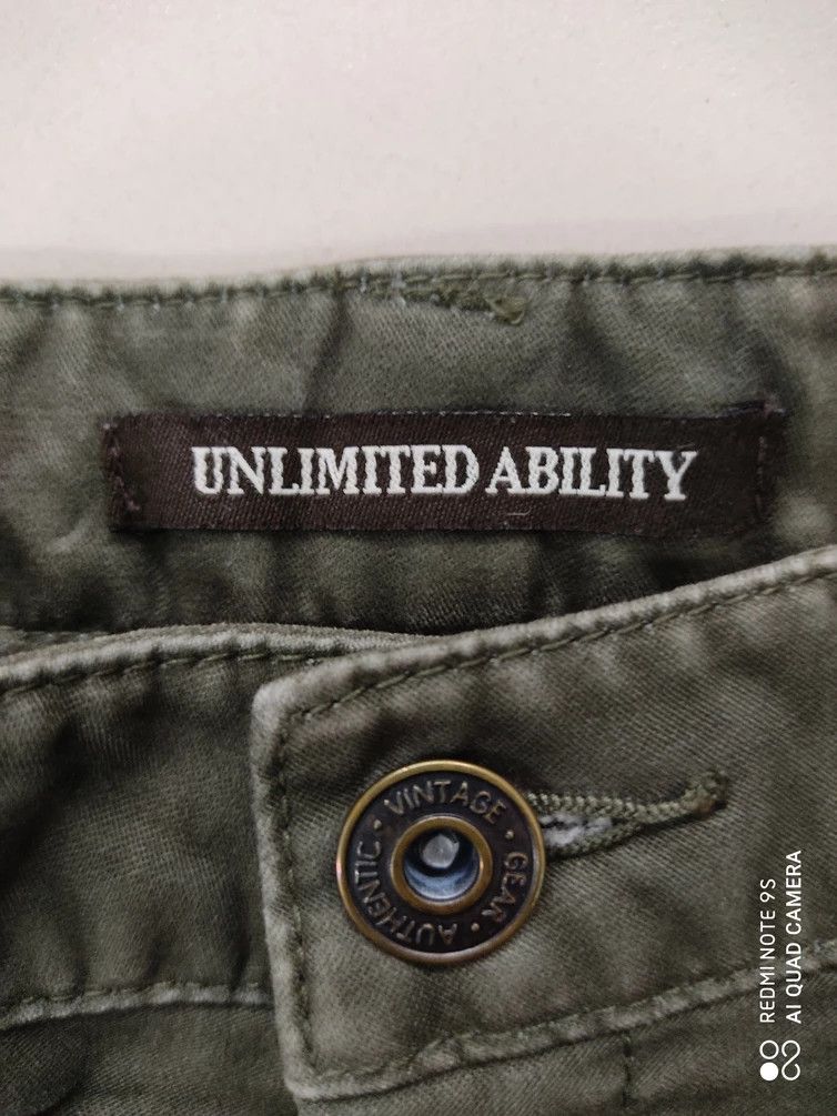 Japanese Brand 8 Pocket Unlimited Ability Multipocket Utility Bush Pant Size US 33 - 18 Thumbnail