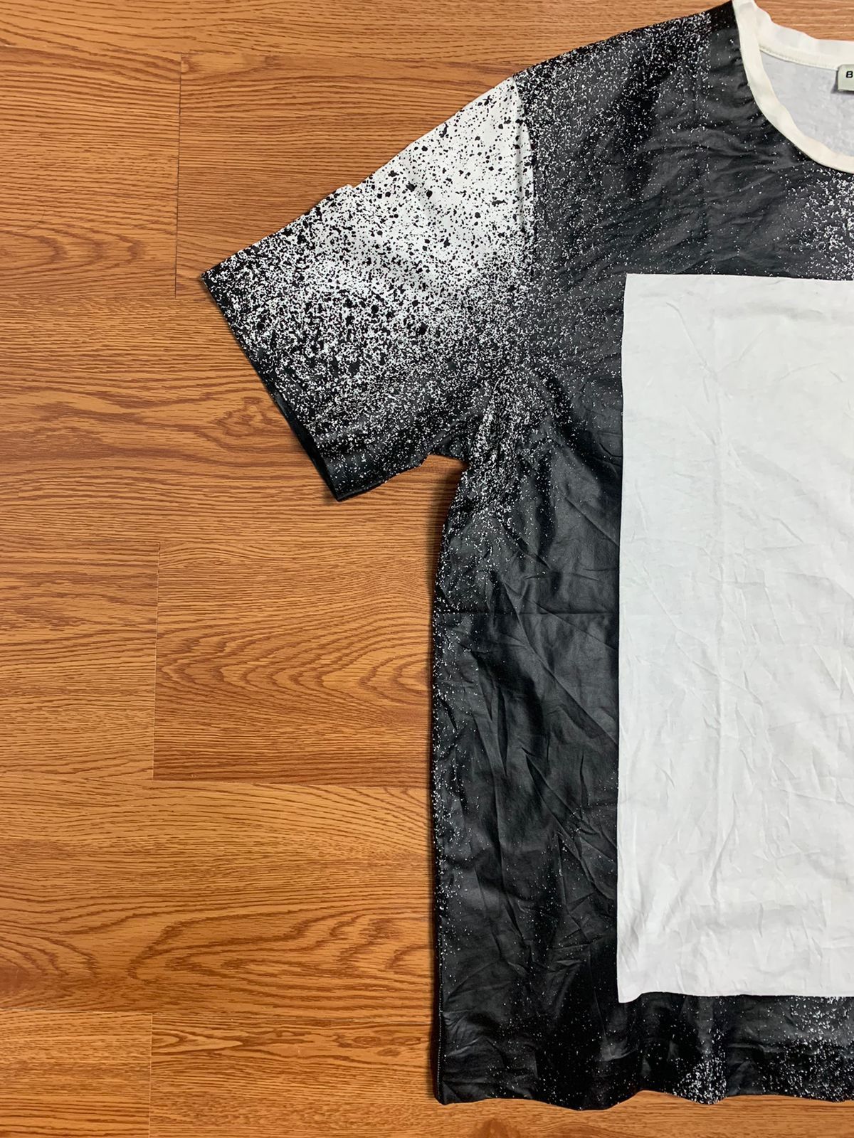 Balenciaga Balenciaga Paint Spray Print Shirt Size US L / EU 52-54 / 3 - 2 Thumbnail