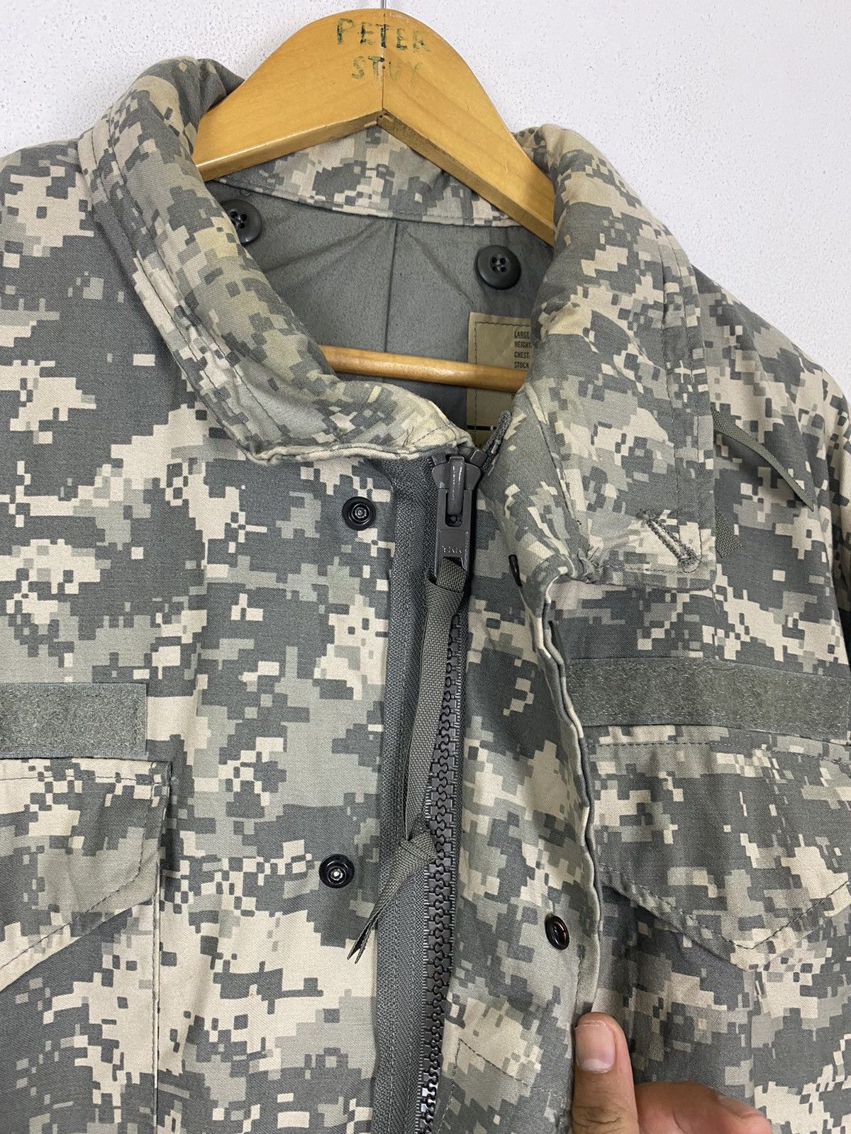 Vintage VINTAGE GOLDEN MFG CAMO DIGITAL MILITARY PARKA JACKET Size US XL / EU 56 / 4 - 11 Thumbnail