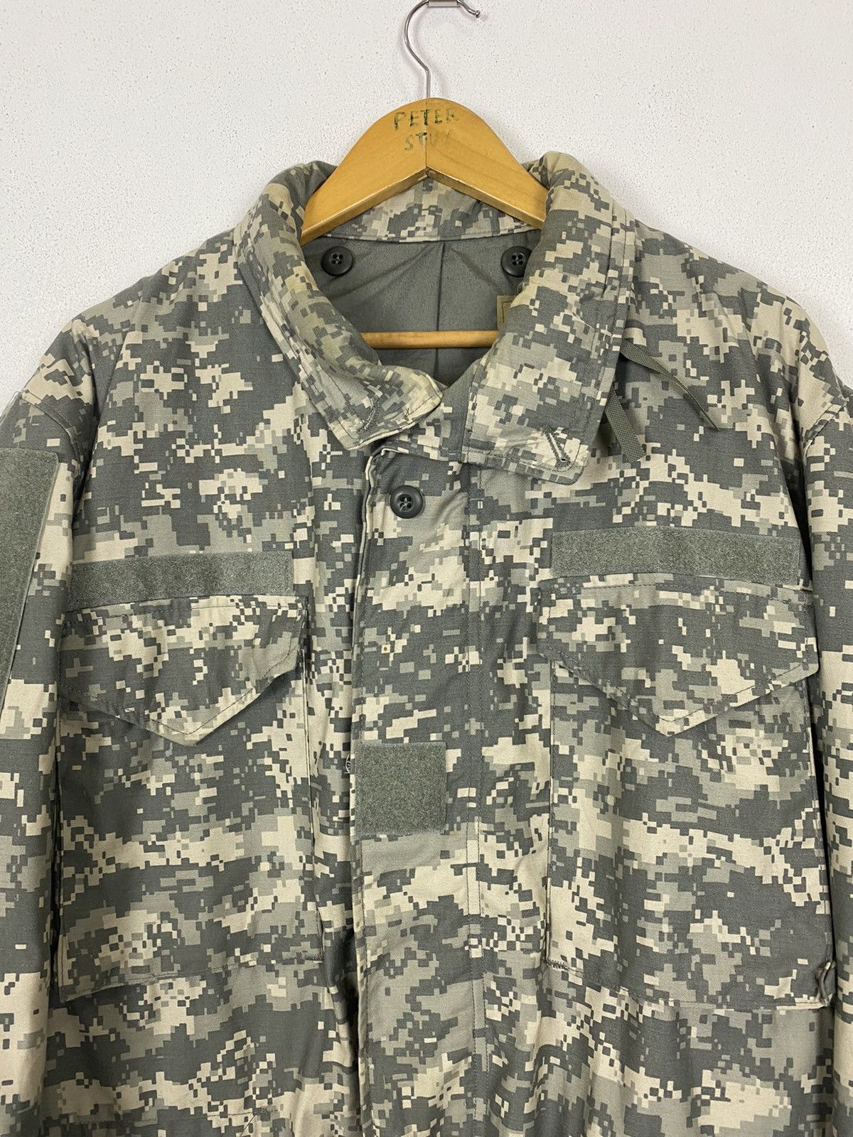 Vintage VINTAGE GOLDEN MFG CAMO DIGITAL MILITARY PARKA JACKET Size US XL / EU 56 / 4 - 6 Thumbnail