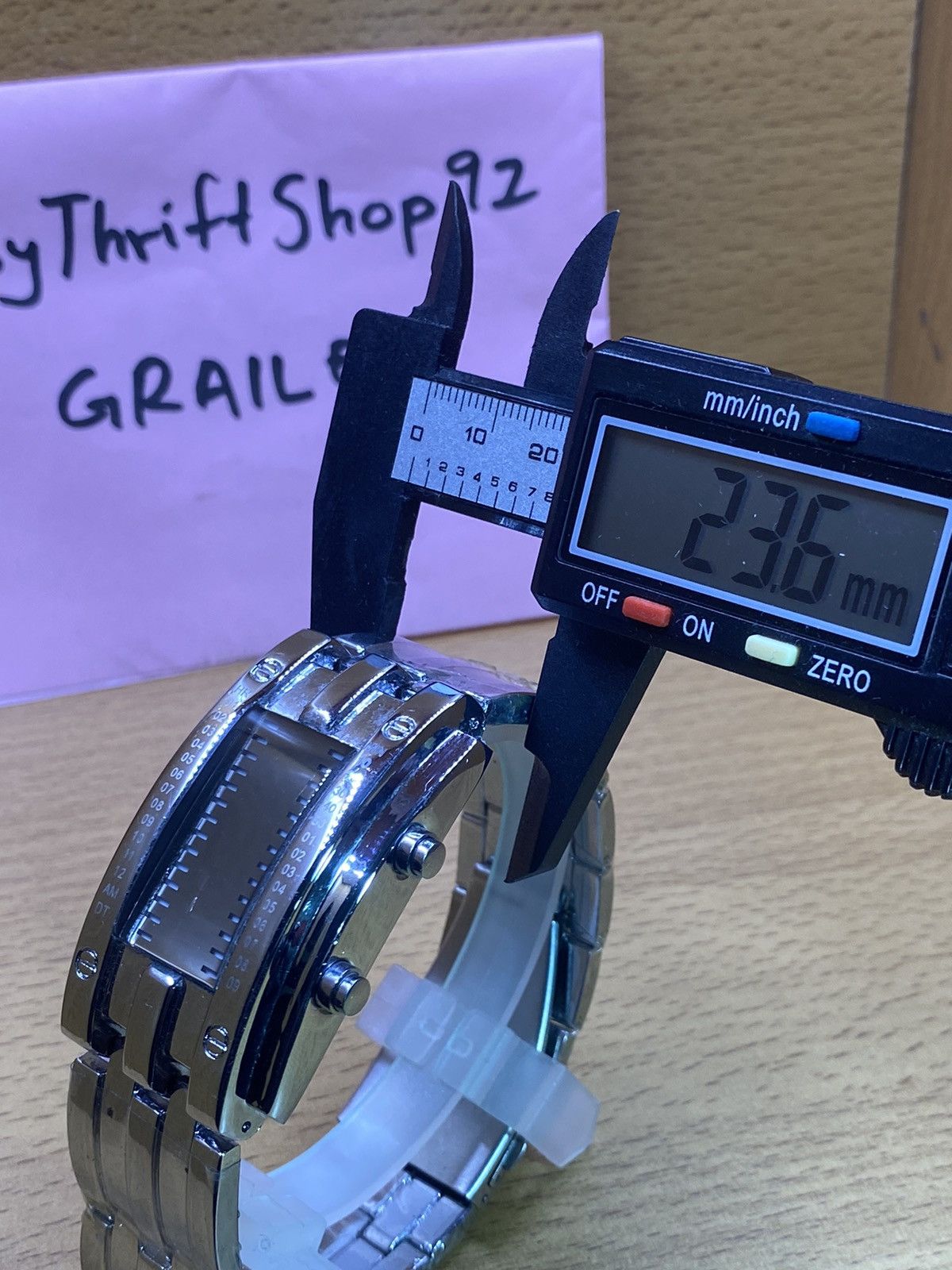 Other OFFER YOUR PRICE🔥 unique watch Size ONE SIZE - 8 Thumbnail