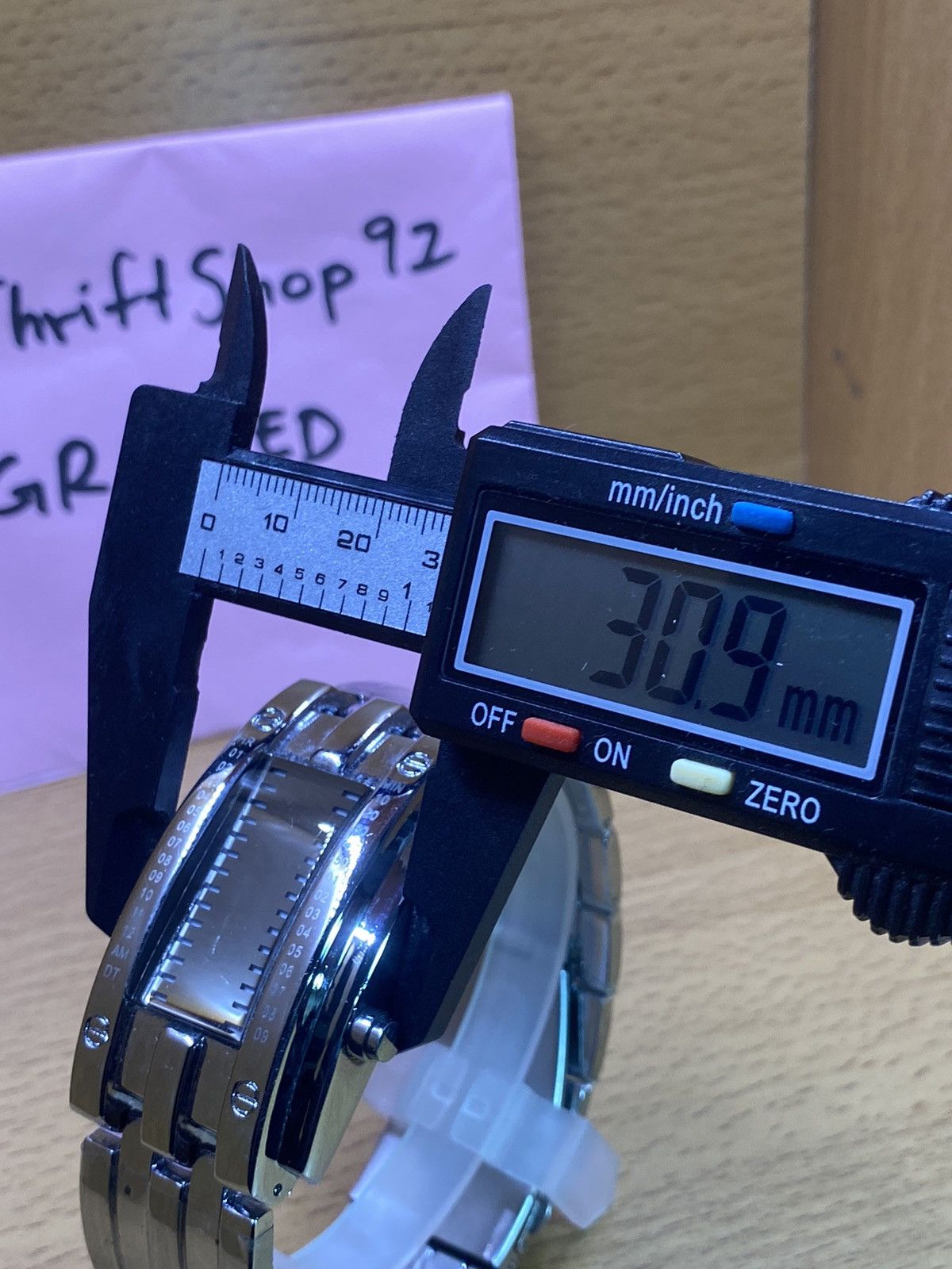 Other OFFER YOUR PRICE🔥 unique watch Size ONE SIZE - 9 Thumbnail