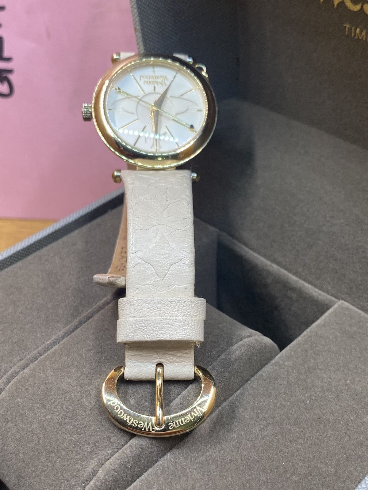 Vivienne Westwood OFFER YOUR PRICE🔥Leather strap orb star watch with pendant Size ONE SIZE - 10 Thumbnail