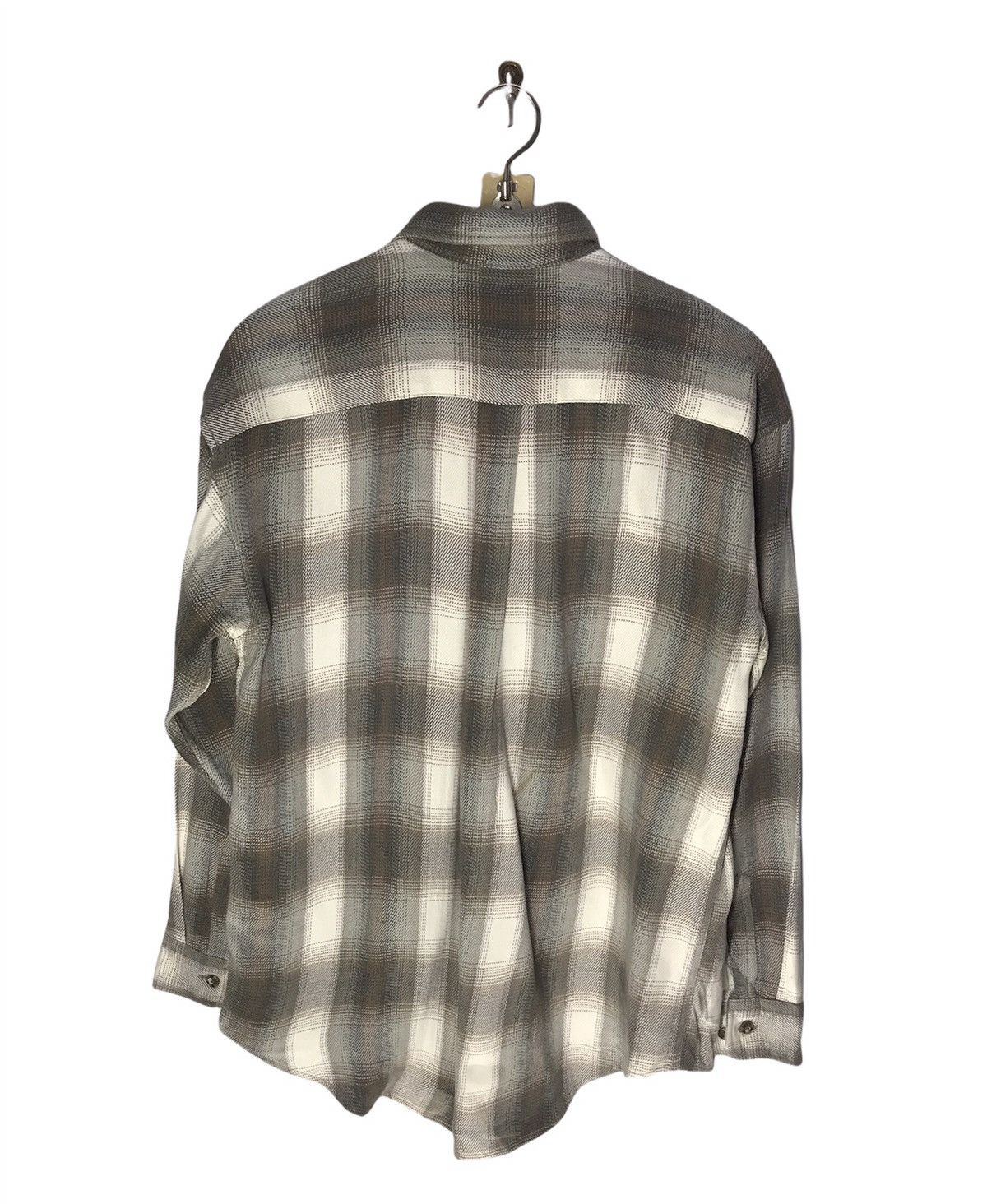 Flannel × Vintage Vintage distressed Flannel shirt by boon pal Size US M / EU 48-50 / 2 - 2 Thumbnail