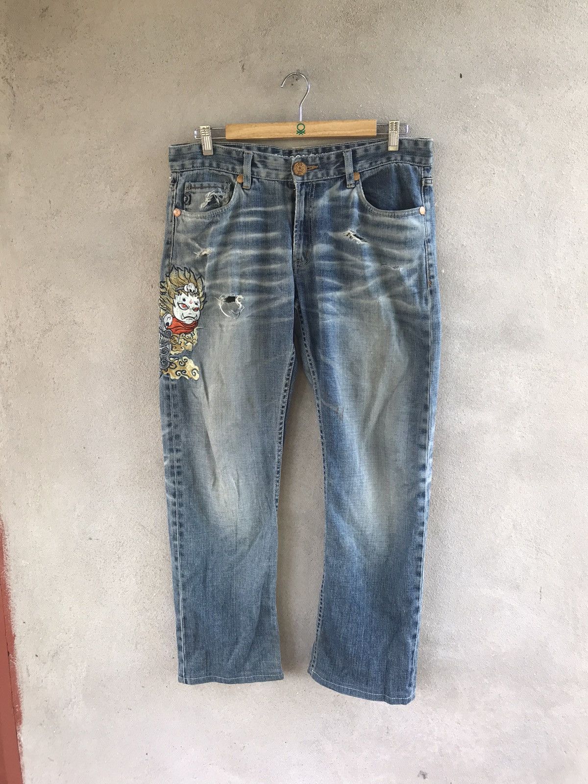 Hysteric Glamour VINTAGE NIPPON BLUE DISTRESSED DENIM PANTS JAPANESE Size US 36 / EU 52 - 2 Thumbnail