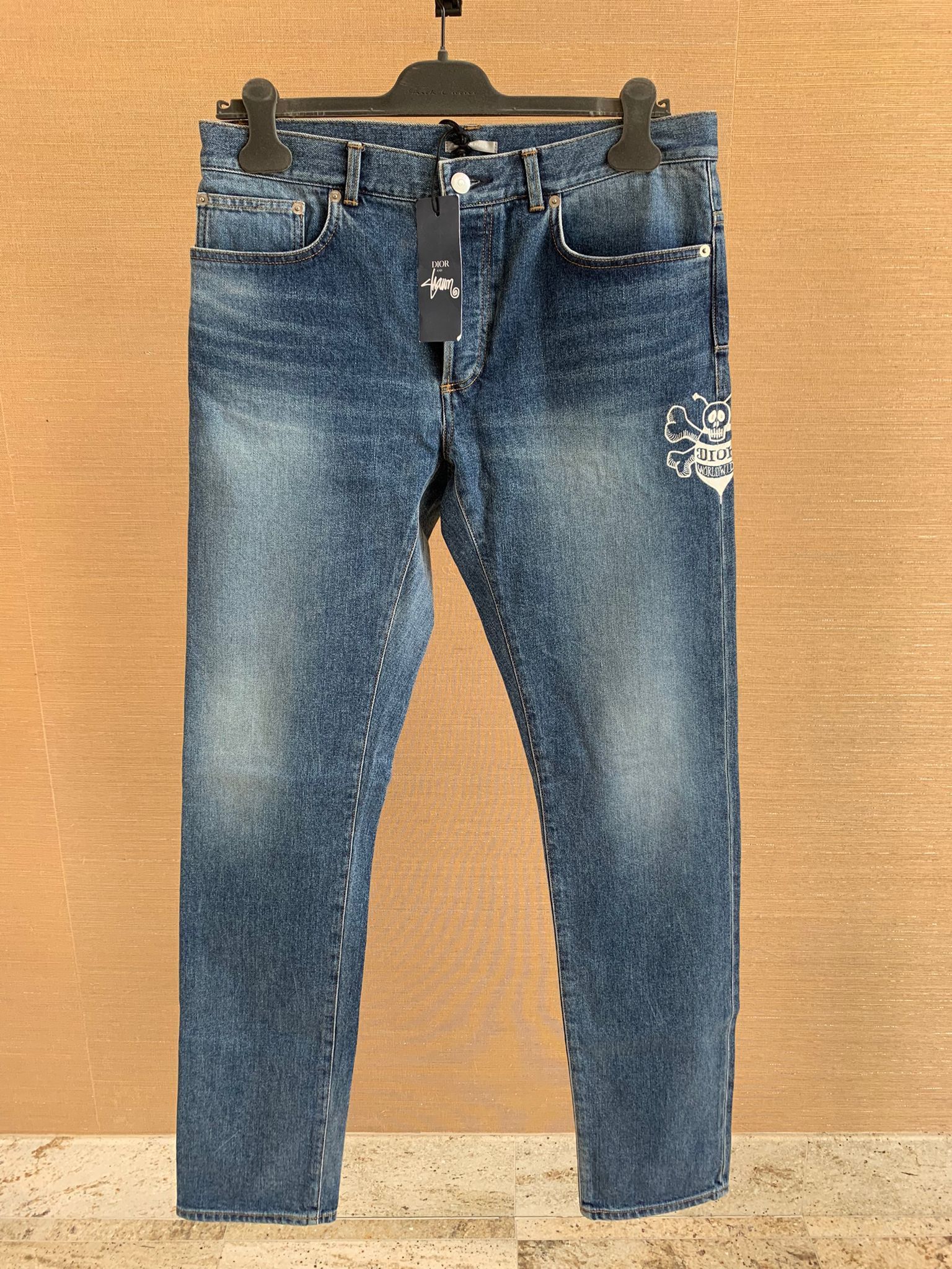 Dior × Stussy Shaun Bee Embroidered Denim in Blue Size US 31 - 2 Thumbnail