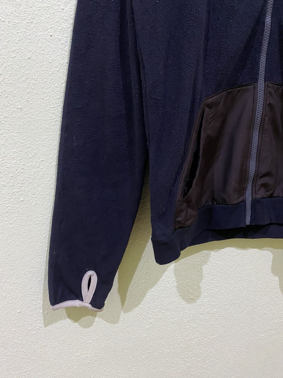 Jun Takahashi Uniqlo x Undercover Fleece Hoddies Sweater Size US M / EU 48-50 / 2 - 7 Thumbnail