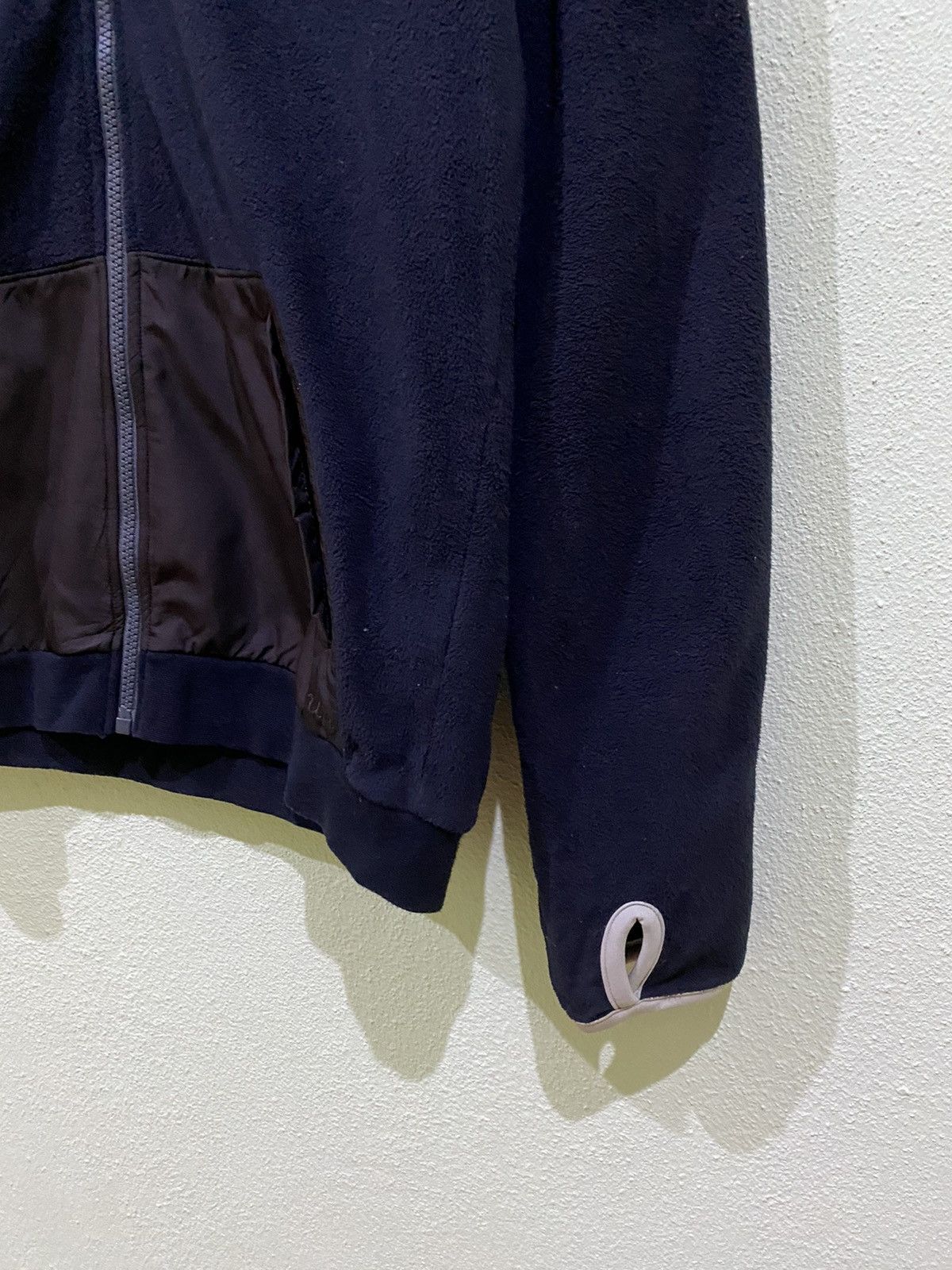Jun Takahashi Uniqlo x Undercover Fleece Hoddies Sweater Size US M / EU 48-50 / 2 - 6 Thumbnail