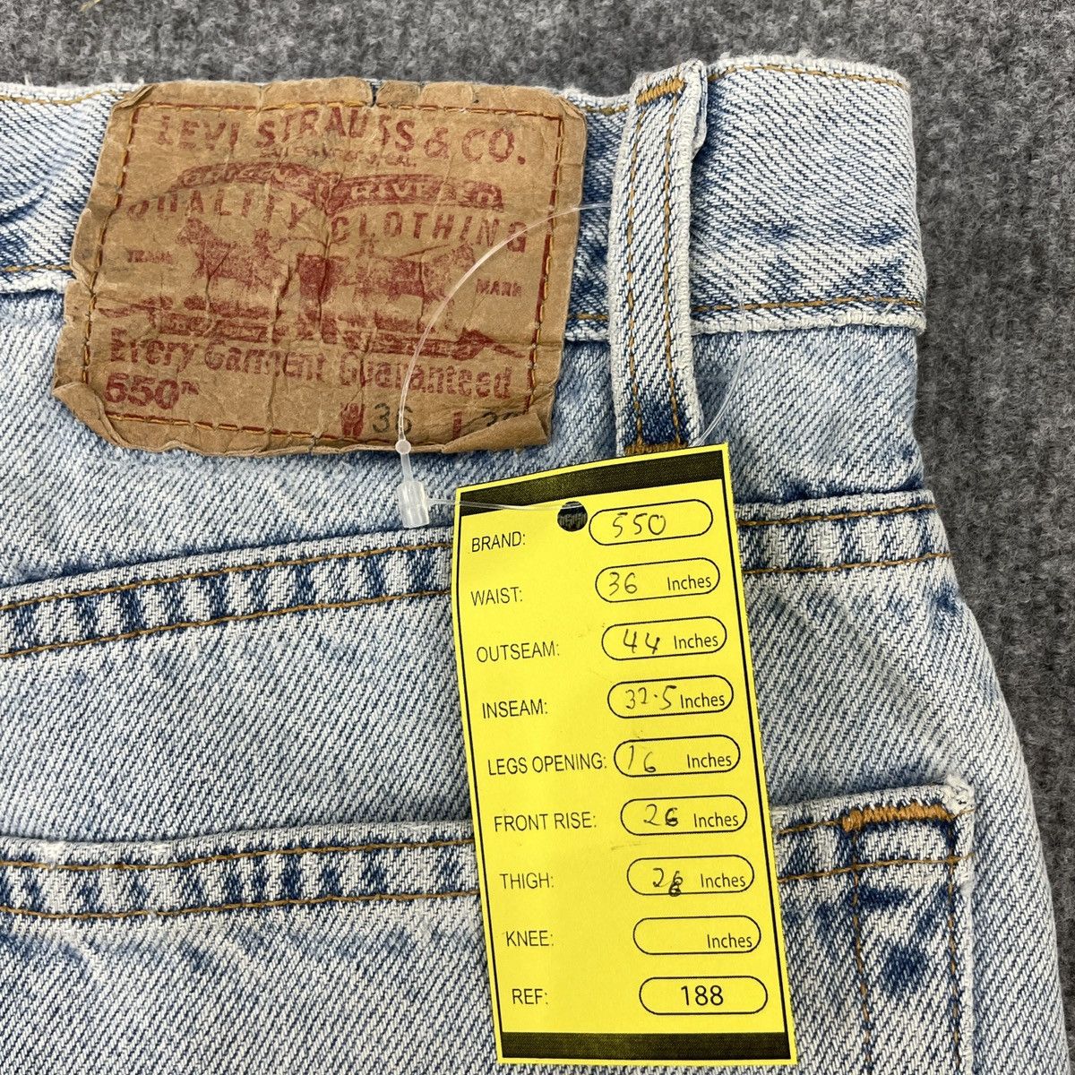 Levi's × Vintage Vintage Levi's 550 Light Wash wc-188 Size US 36 / EU 52 - 9 Thumbnail