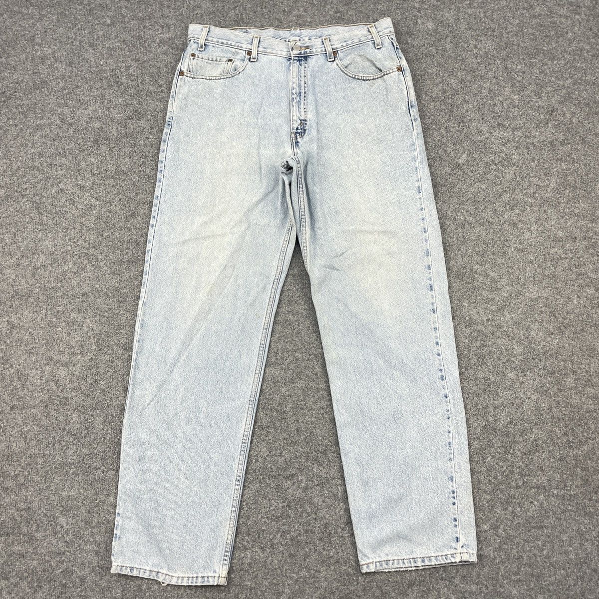 Levi's × Vintage Vintage Levi's 550 Light Wash wc-188 Size US 36 / EU 52 - 1 Thumbnail