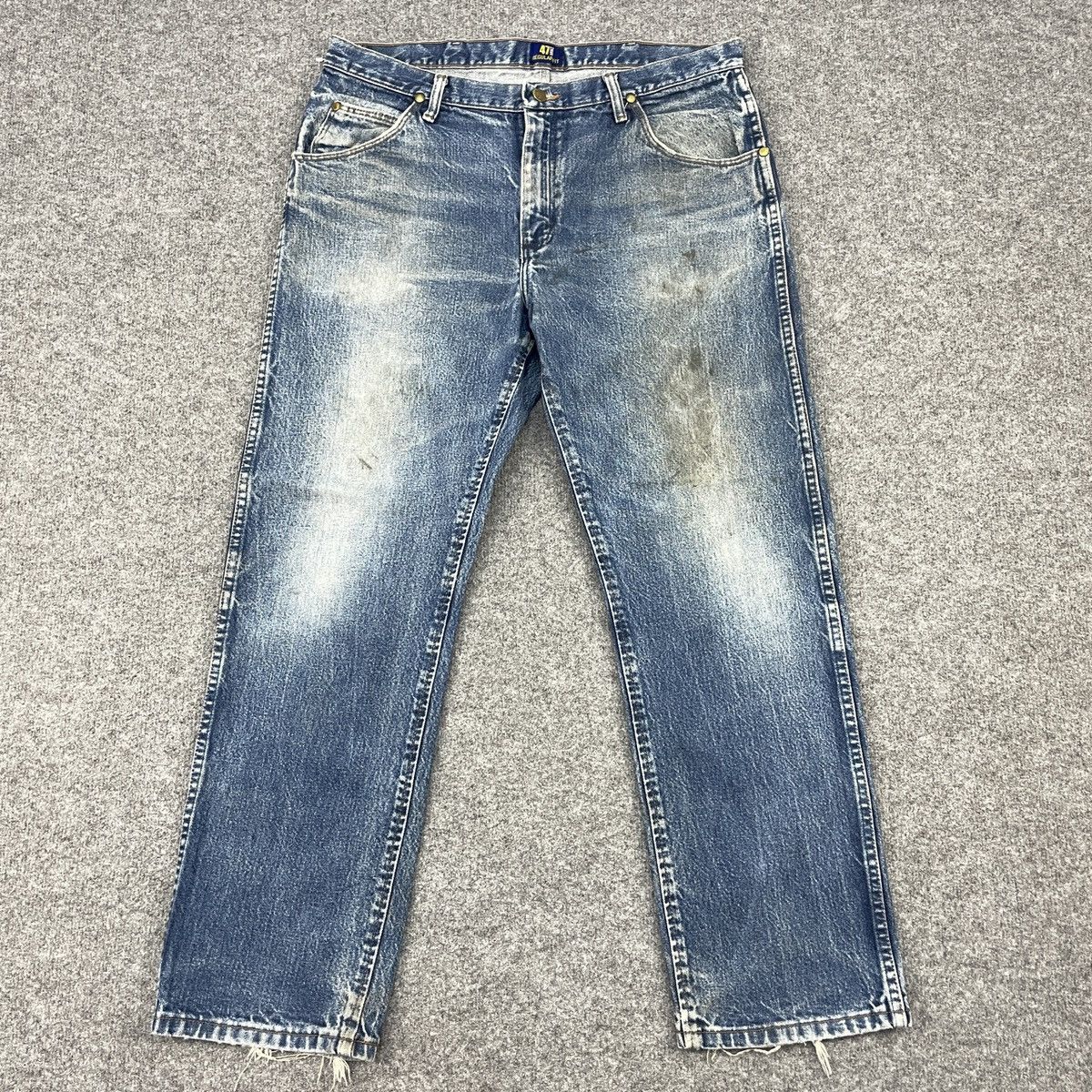 Vintage × Wrangler Vintage Wrangler Distressed Faded Jeans wc-191 Size US 37 - 1 Thumbnail