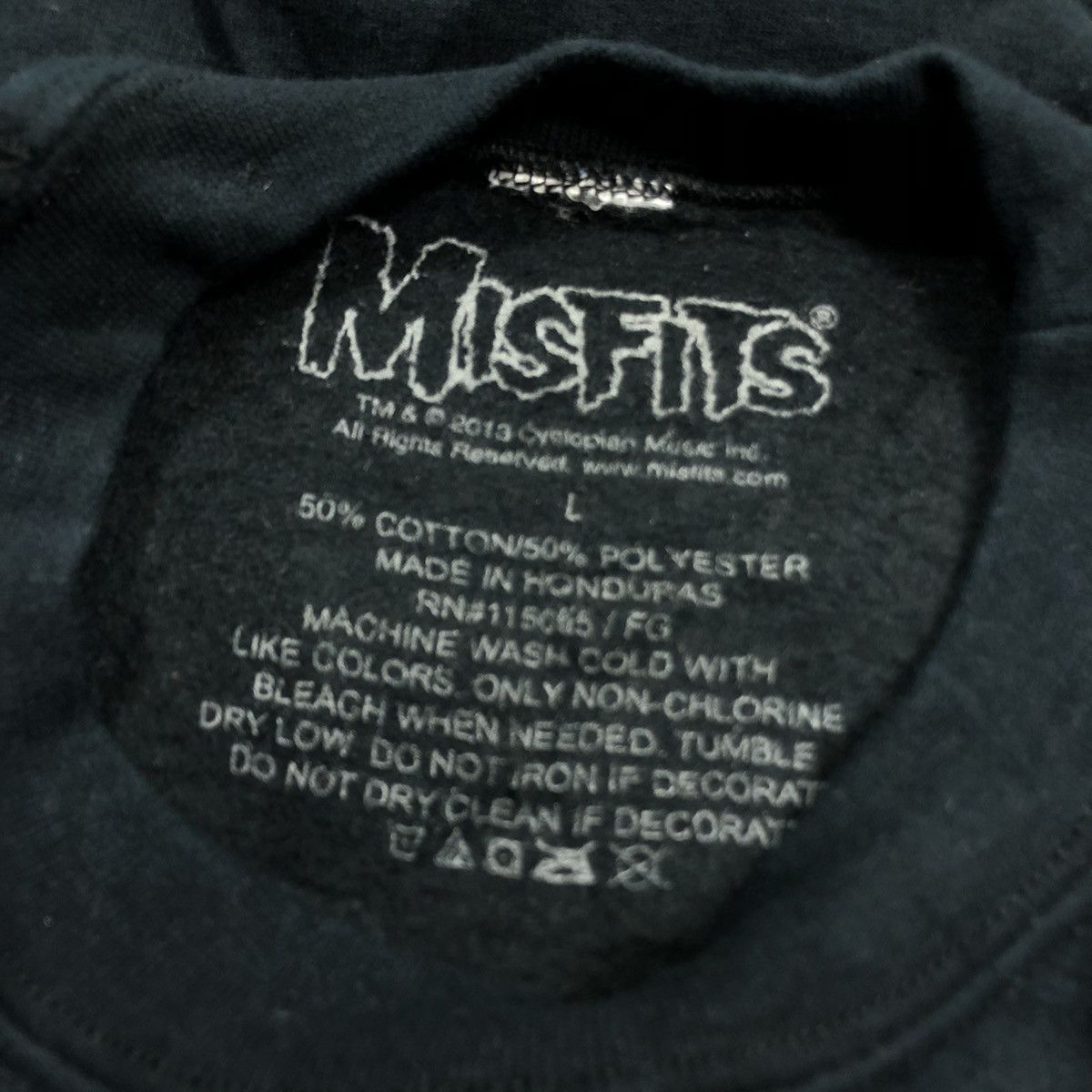 Band Tees × Misfits ❄️MISFITS Cyclopian 2013 Sweatshirt Crewneck Size US M / EU 48-50 / 2 - 7 Thumbnail