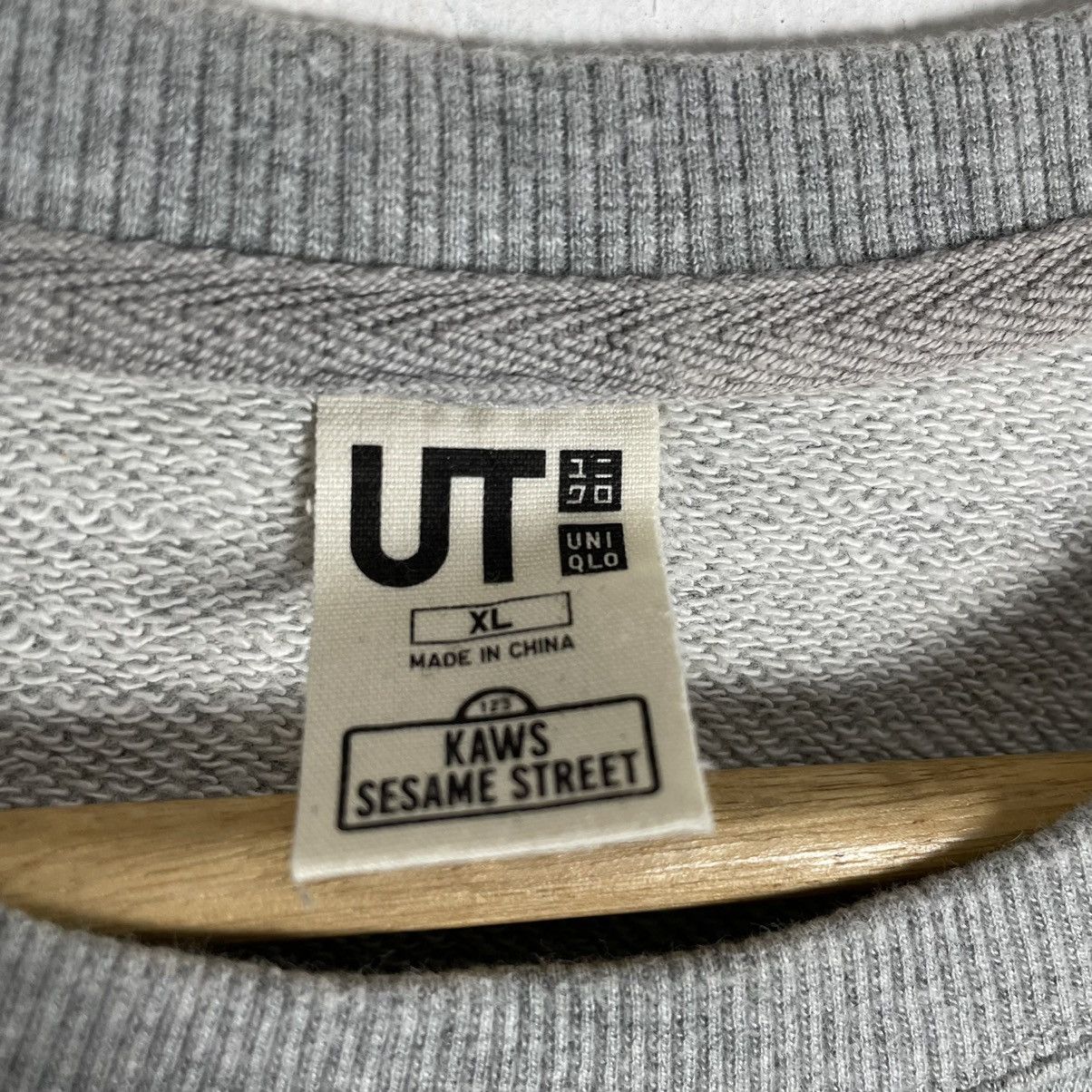 Kaws × Uniqlo ⚡️KAWS SESAME STREET Sweatshirt Crewneck Size US XL / EU 56 / 4 - 7 Thumbnail