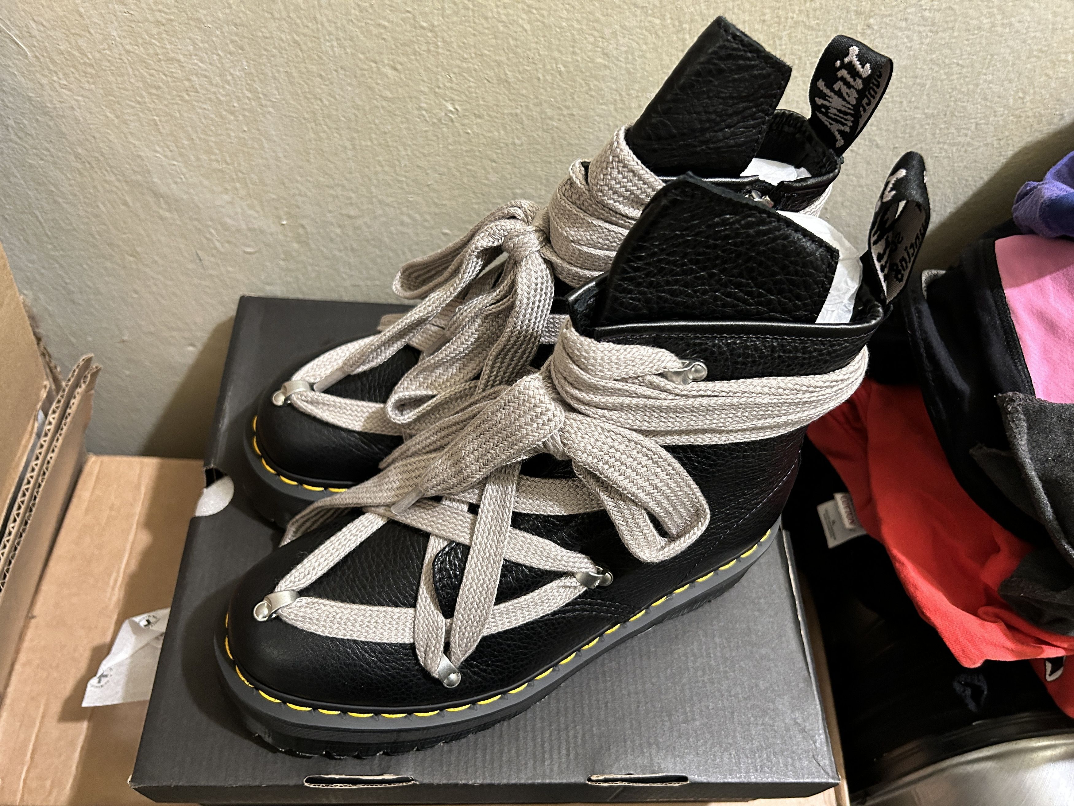 Dr. Martens × Rick Owens 1460 Quad Leather Sole Pentagram Jumbo Lace Boot Black Size US 10 / EU 43 - 2 Thumbnail