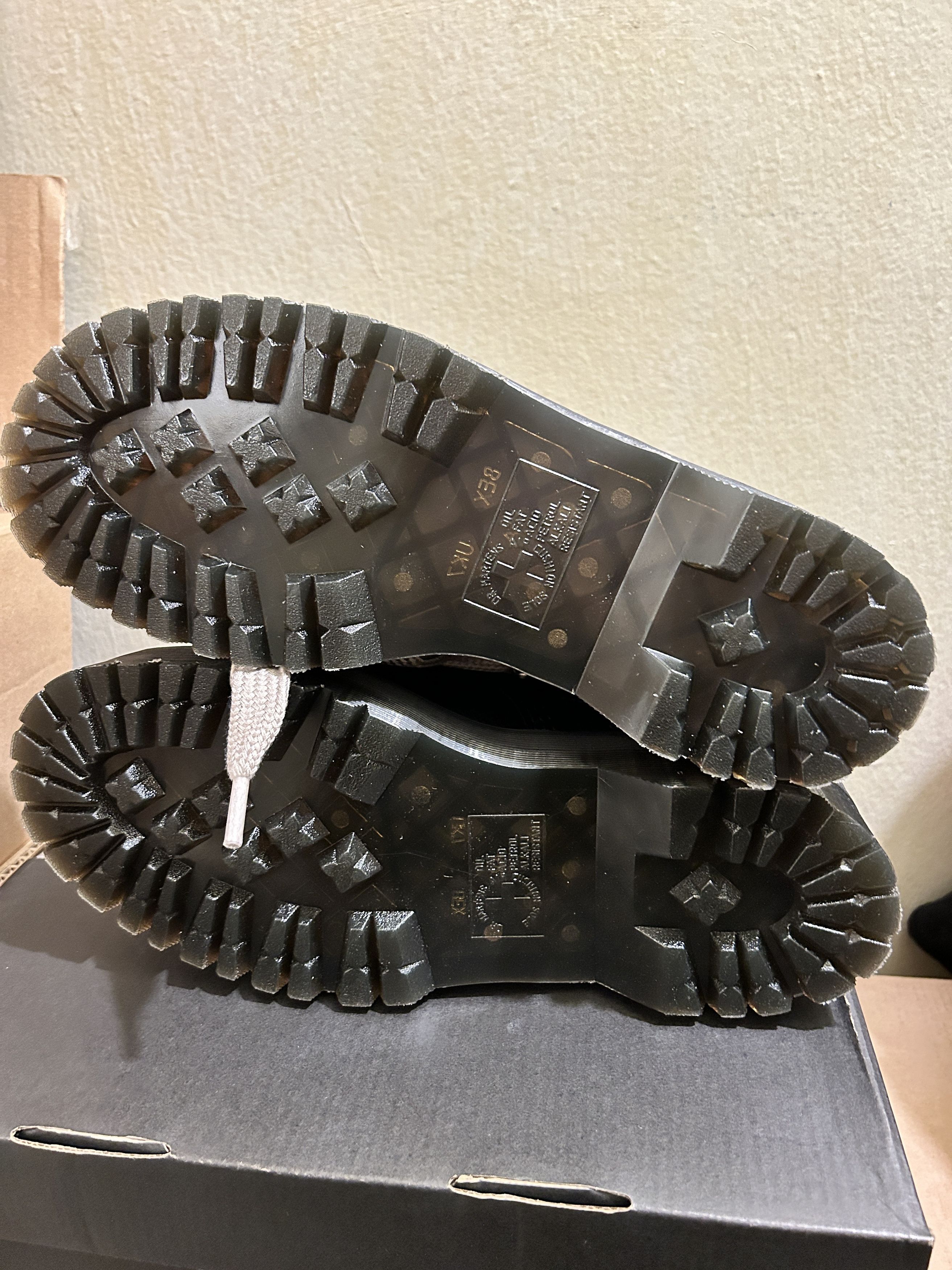 Dr. Martens × Rick Owens 1460 Quad Leather Sole Pentagram Jumbo Lace Boot Black Size US 10 / EU 43 - 5 Thumbnail