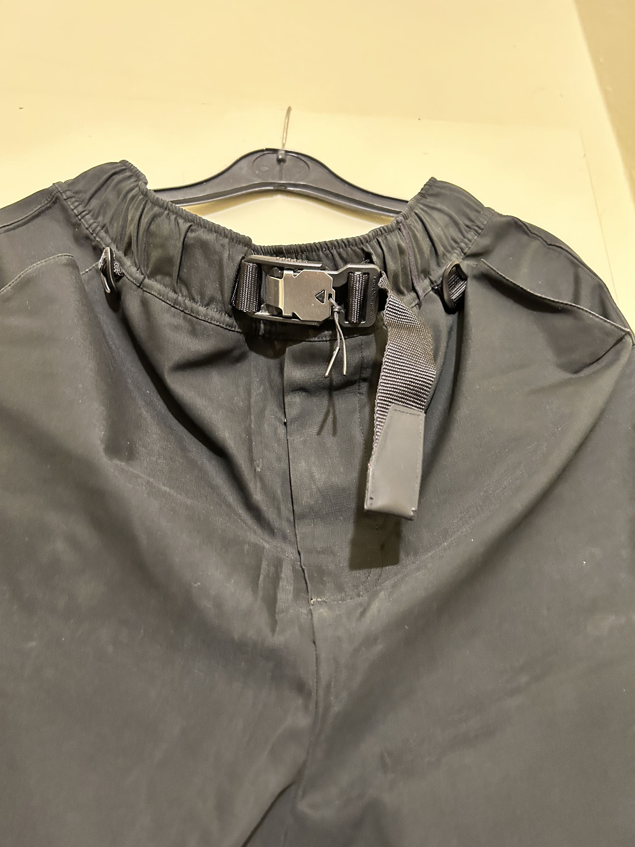Alyx Black pants AA3249-010 matthew williamson nikelab BERYLLIUM Size US 32 / EU 48 - 2 Thumbnail