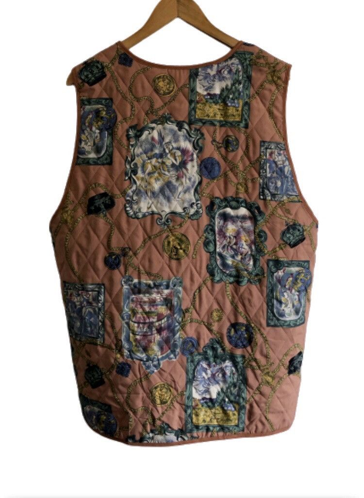 Vintage Vintage vests Inspired by Gucci, Hermes Design Italy Size US M / EU 48-50 / 2 - 9 Thumbnail