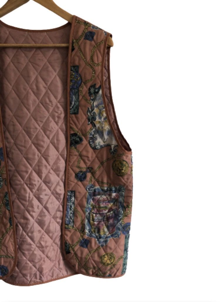 Vintage Vintage vests Inspired by Gucci, Hermes Design Italy Size US M / EU 48-50 / 2 - 3 Thumbnail