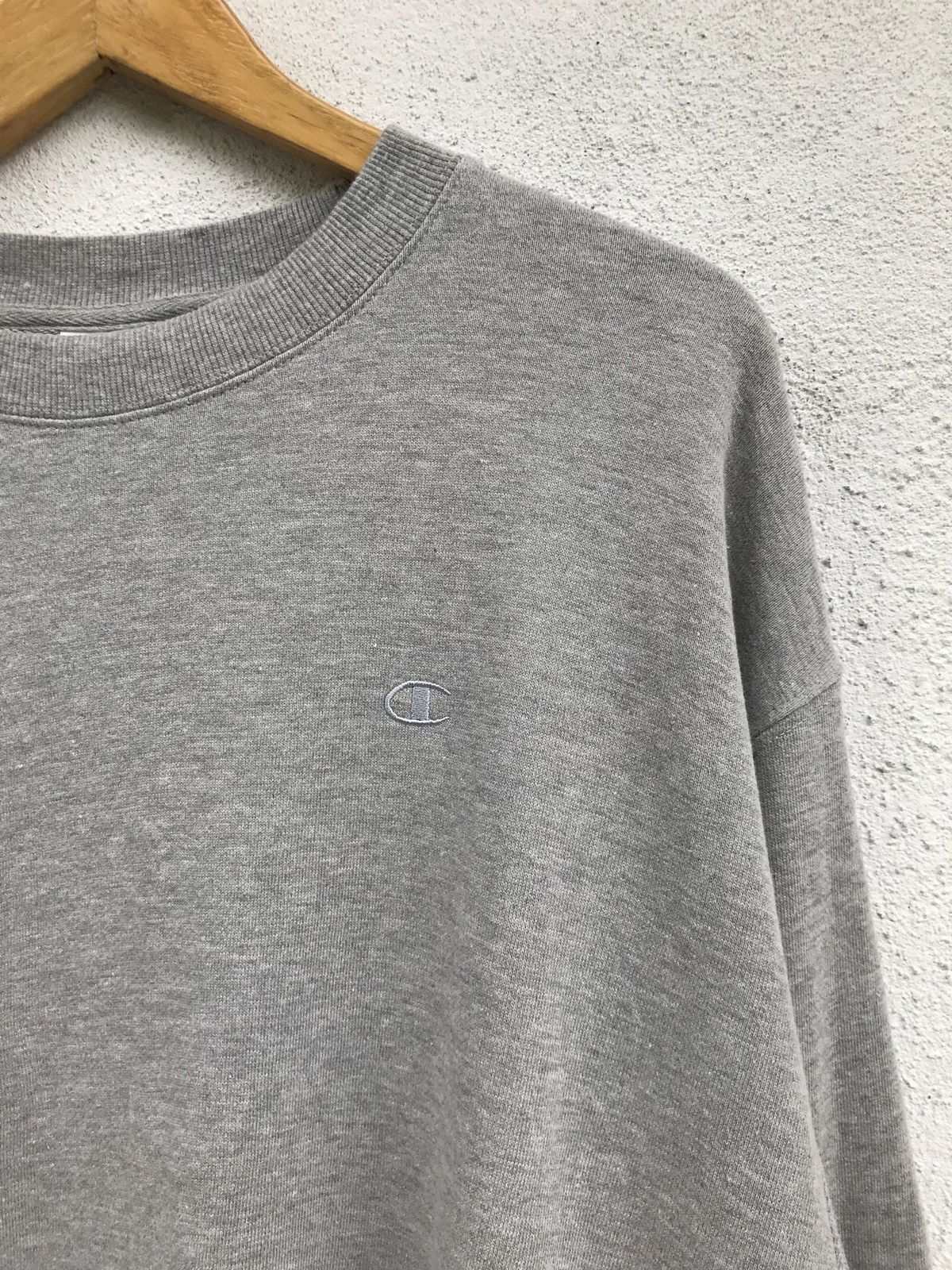 Champion Champion Grey Plain Small Arm Logo Crewneck Sweatshirt Size US L / EU 52-54 / 3 - 5 Thumbnail