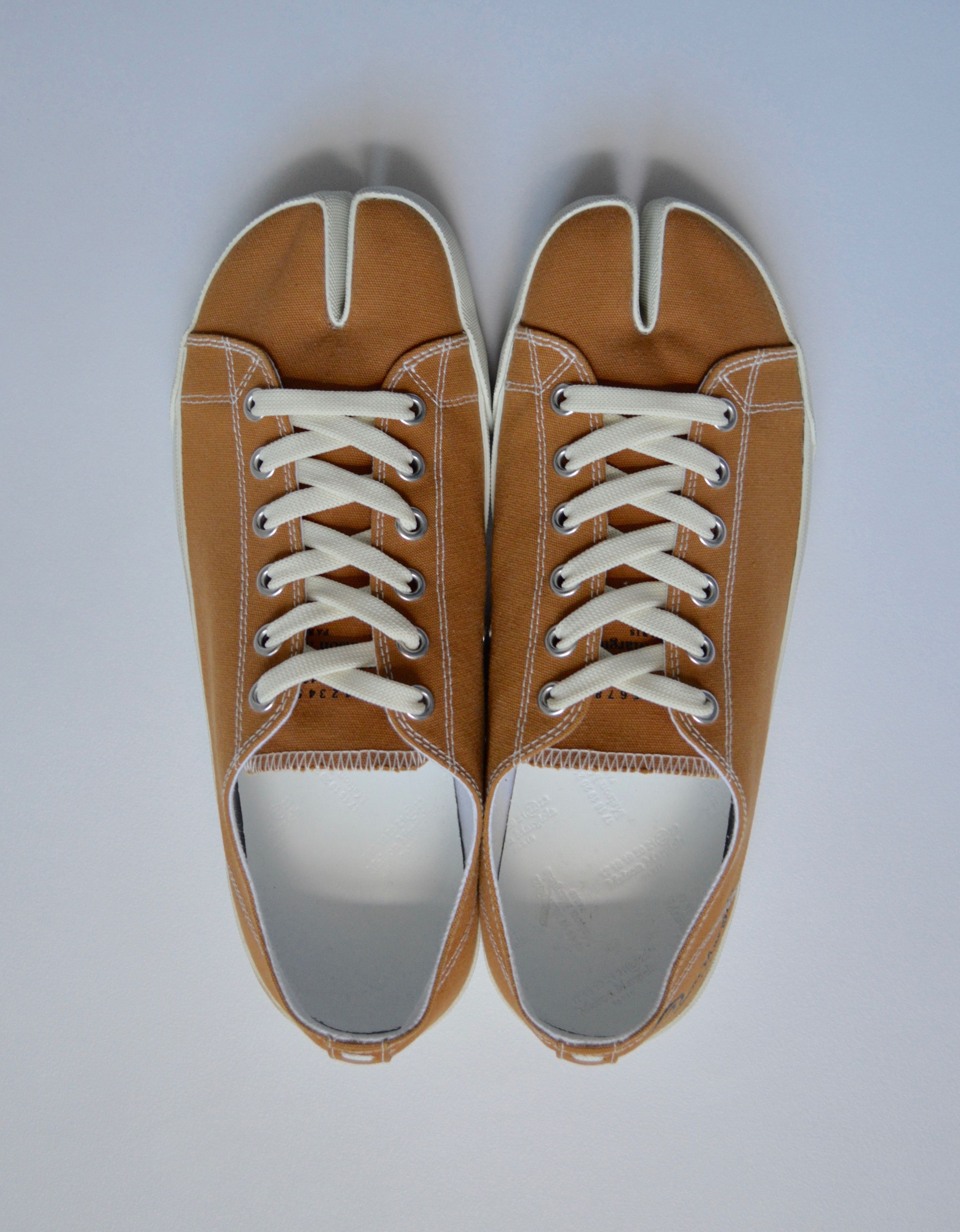 Maison Margiela Orange Canvas Tabi Sneakers Size US 8 / EU 41 - 5 Thumbnail