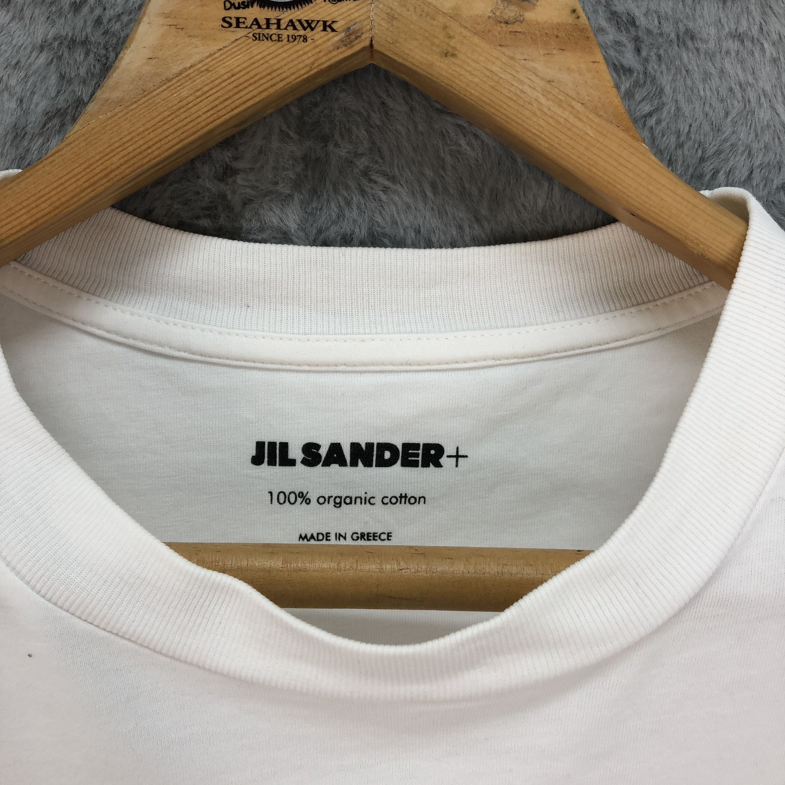 Jil Sander Jil Sander Patch Logo White T Shirts #4545-158 Size US M / EU 48-50 / 2 - 7 Thumbnail