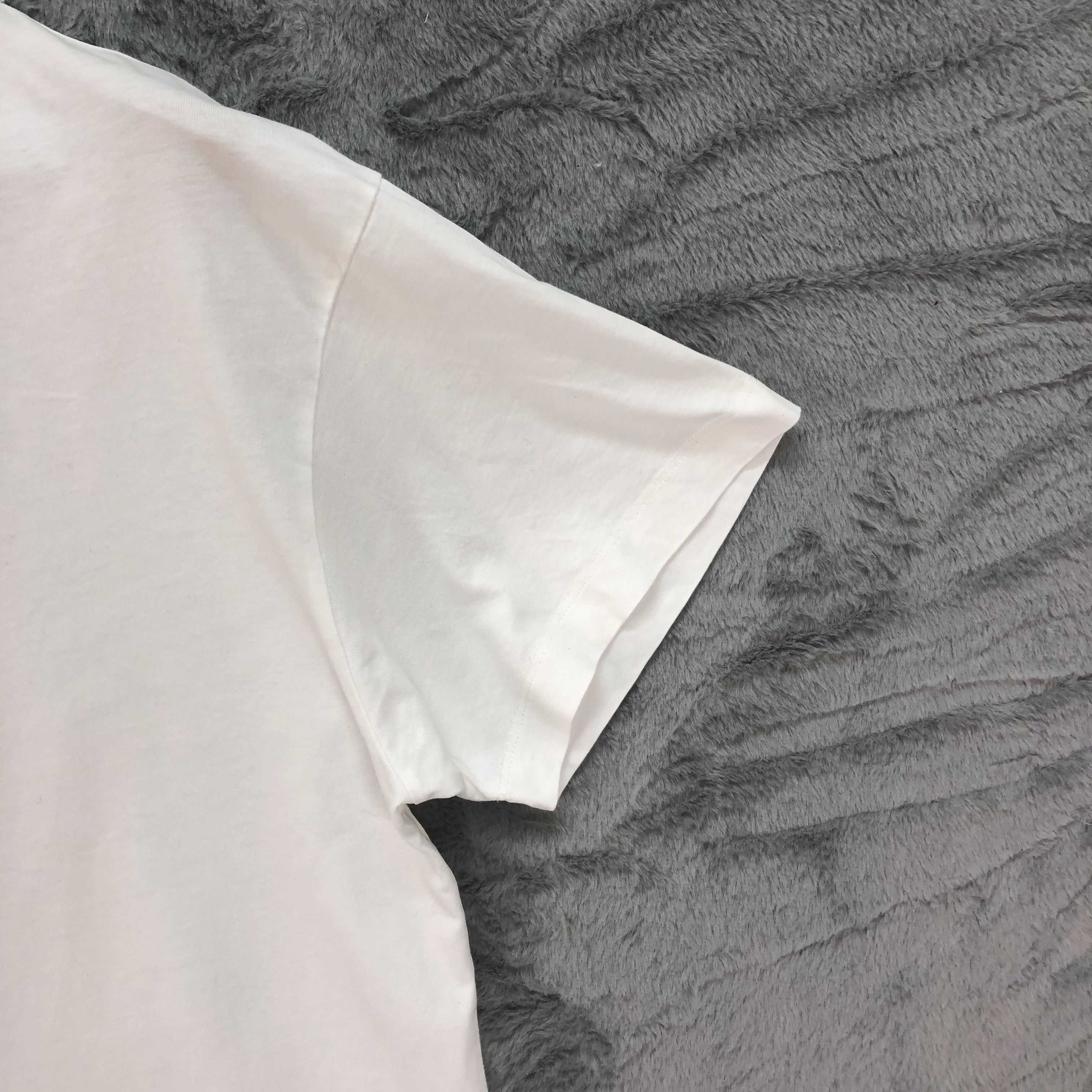 Jil Sander Jil Sander Patch Logo White T Shirts #4545-158 Size US M / EU 48-50 / 2 - 6 Thumbnail