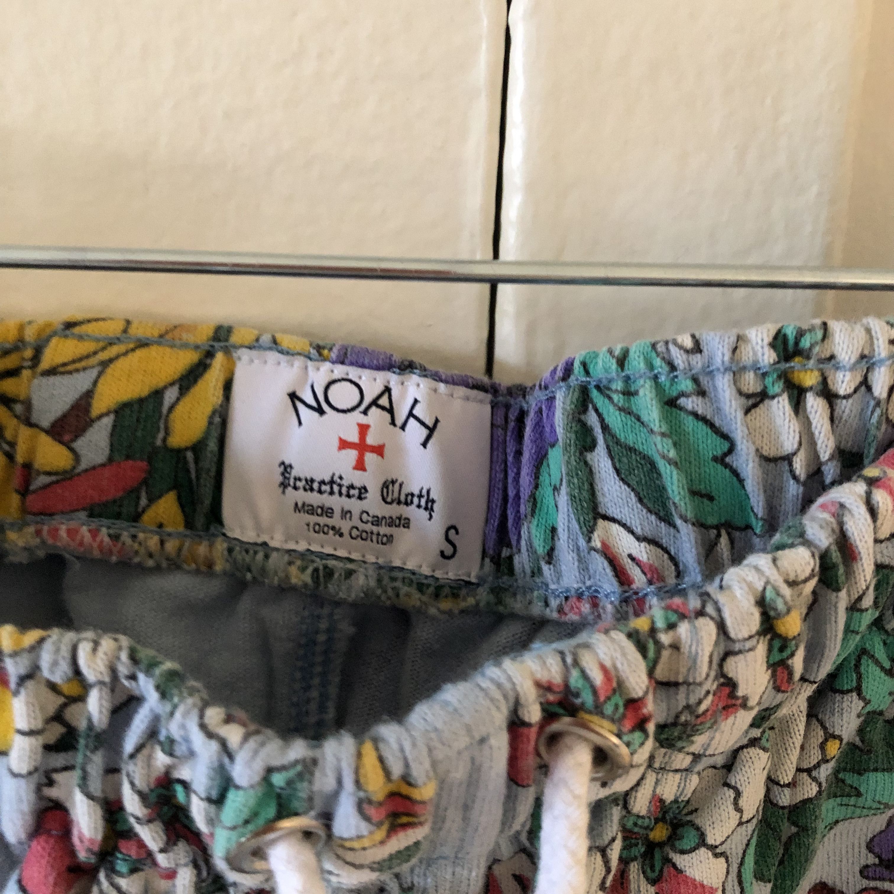Noah Noah Floral Rugby Shorts Size US 30 / EU 46 - 3 Thumbnail