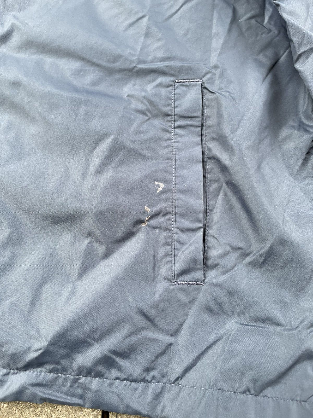 Carhartt Carhartt Nylon Coach Jacket in Blue Size US L / EU 52-54 / 3 - 3 Thumbnail