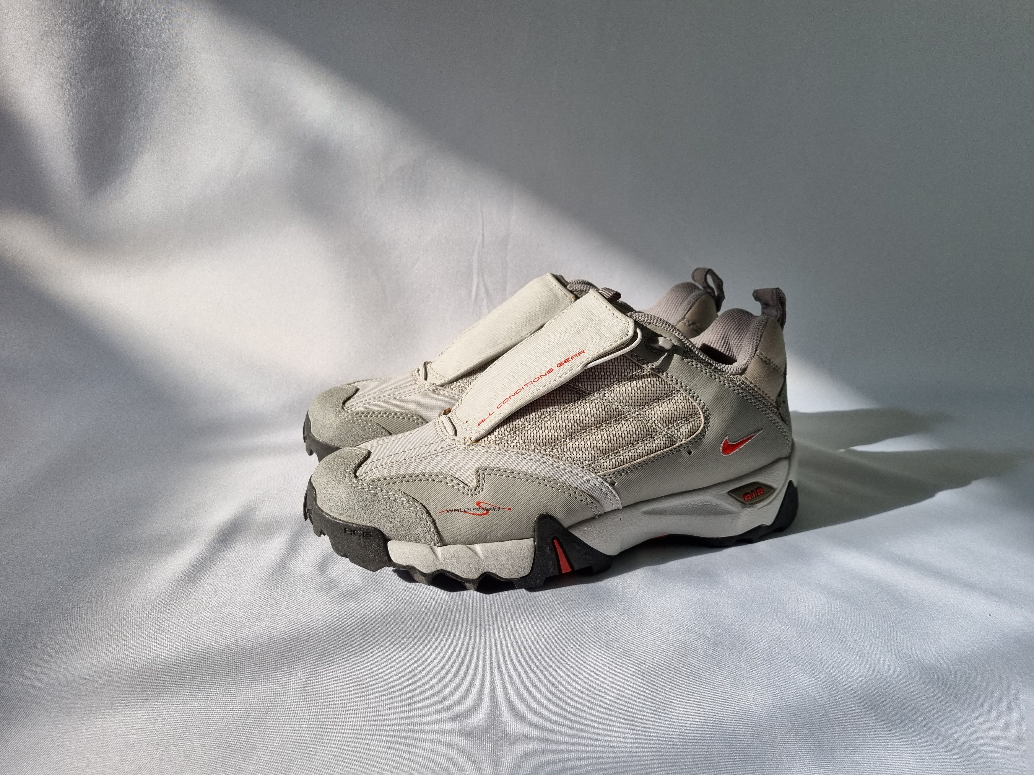 Nike NEW Nike ACG Water Shield Size US 7 / EU 40 - 2 Thumbnail