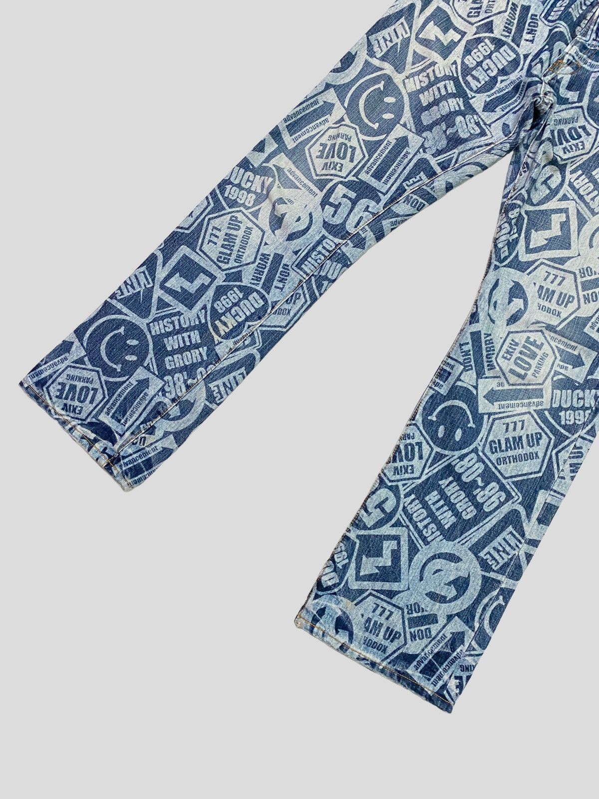 Japanese Brand Vintage Co&Lu All Over Acid Wash Printed Effect Smiley Jeans Size US 30 / EU 46 - 4 Thumbnail