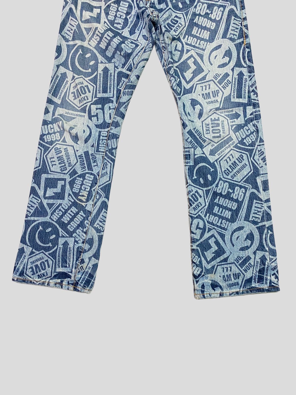 Japanese Brand Vintage Co&Lu All Over Acid Wash Printed Effect Smiley Jeans Size US 30 / EU 46 - 6 Thumbnail