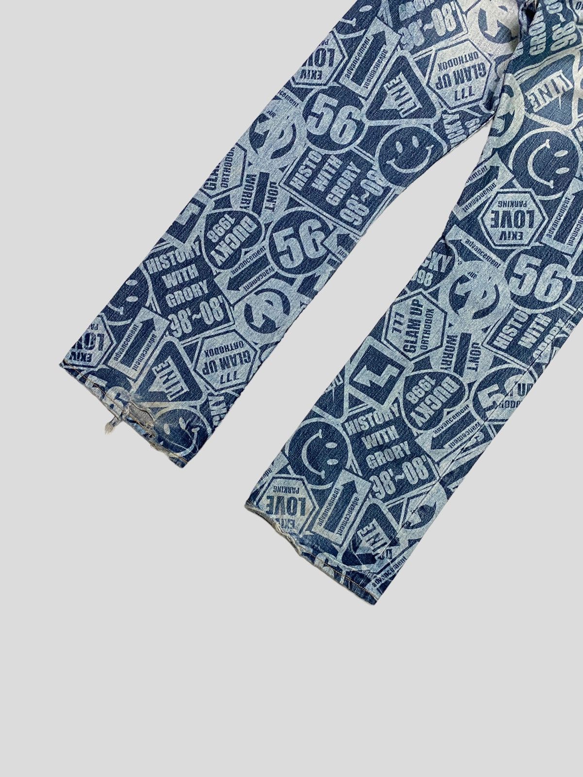 Japanese Brand Vintage Co&Lu All Over Acid Wash Printed Effect Smiley Jeans Size US 30 / EU 46 - 9 Thumbnail