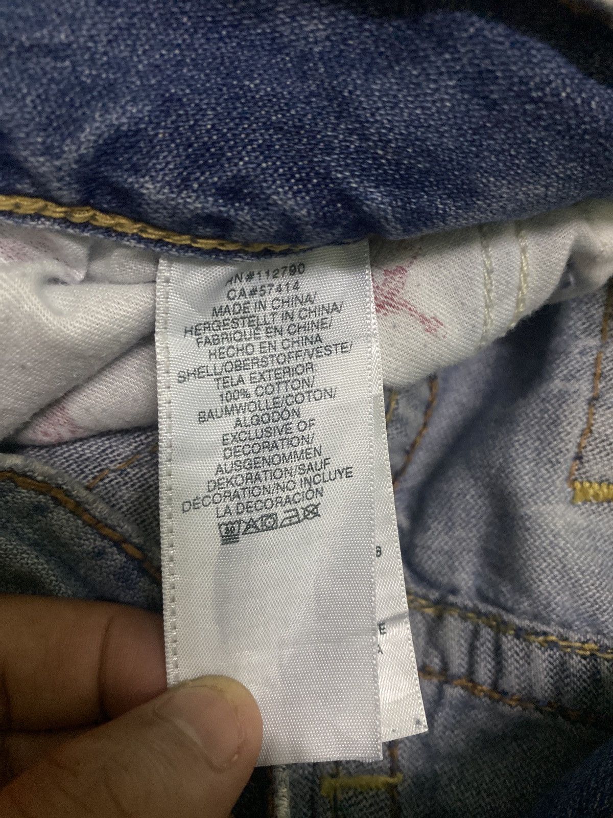 True Religion TRUE RELIGION STRAIGHT SECTION DISTRESSED LIGHTNING DESIGN Size US 31 - 16 Thumbnail
