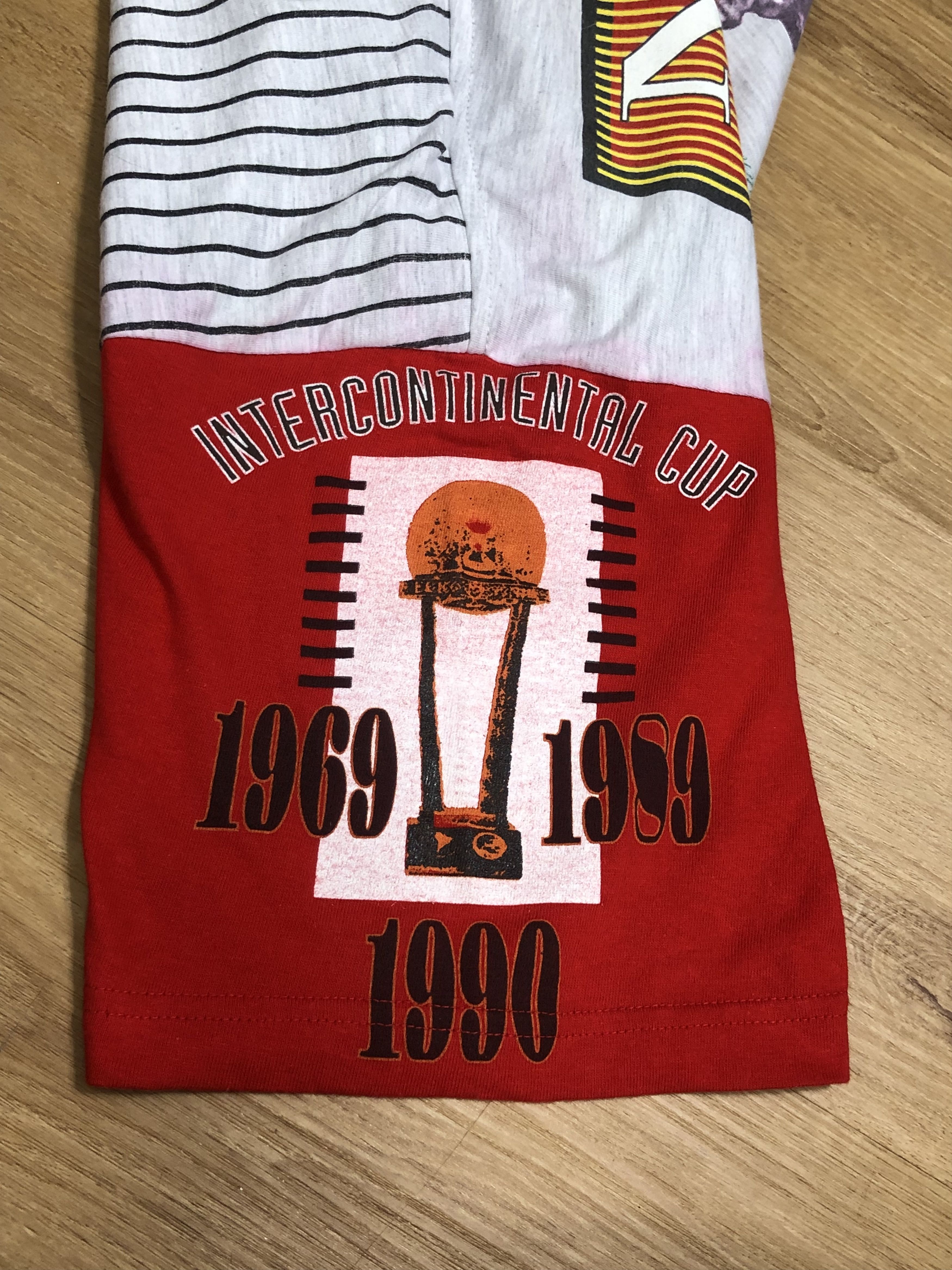 Lotto Sport RARE🔥VINTAGE 1993 AC MILAN FOOTBALL CHAMPIONS HISTORY Size US L / EU 52-54 / 3 - 17 Thumbnail